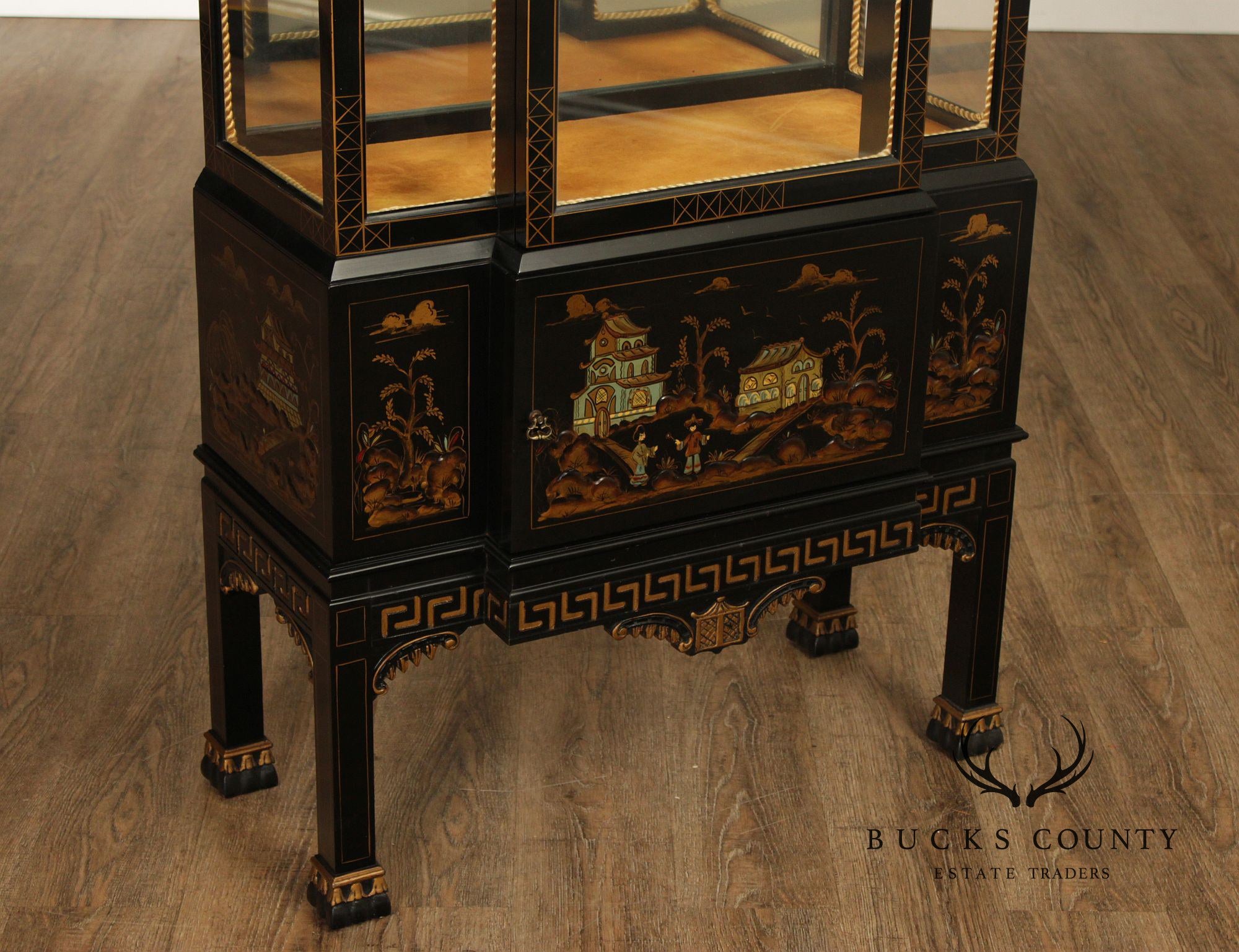 Chinoiserie Lacquered Display Cabinet