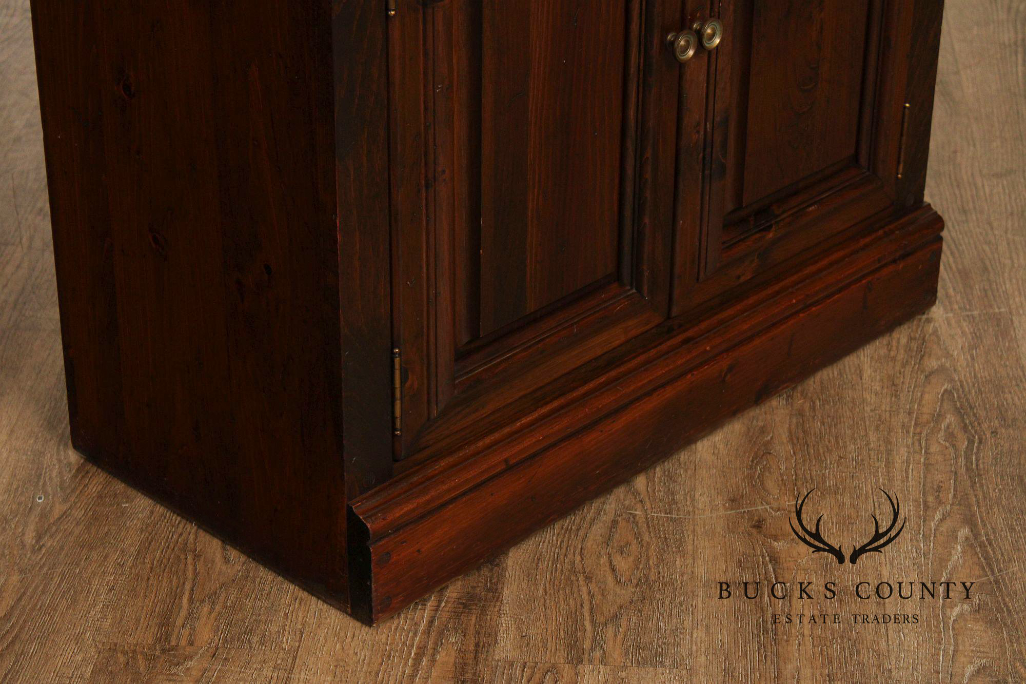 Kling Colonial Revival Vintage Pair of Pine Open Bookcases