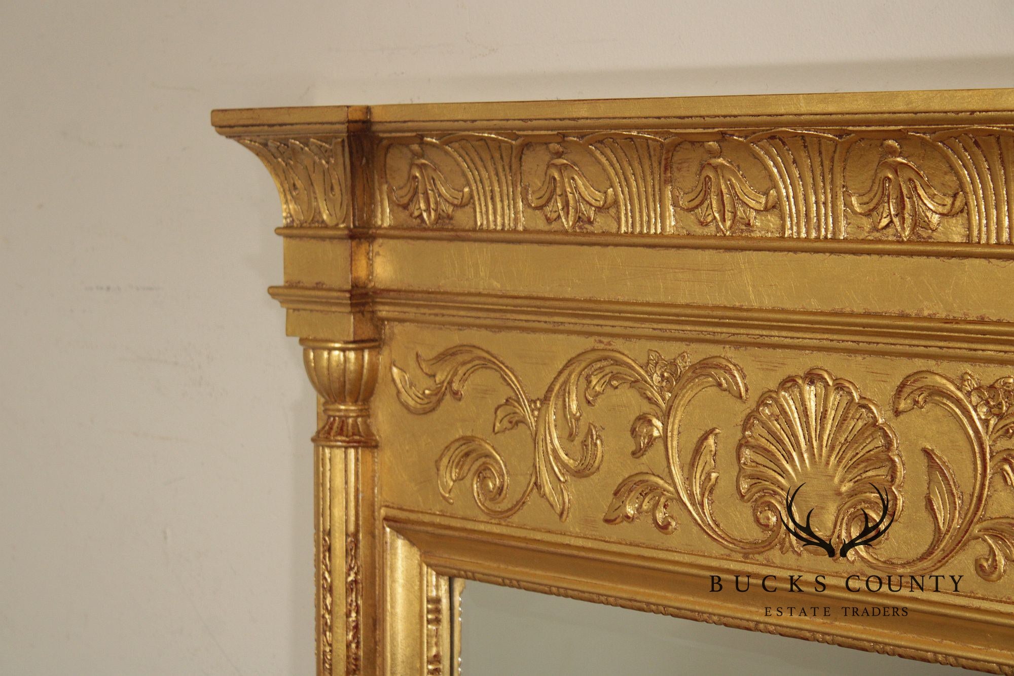 Henredon Neoclassical Style Giltwood Pier Mirror
