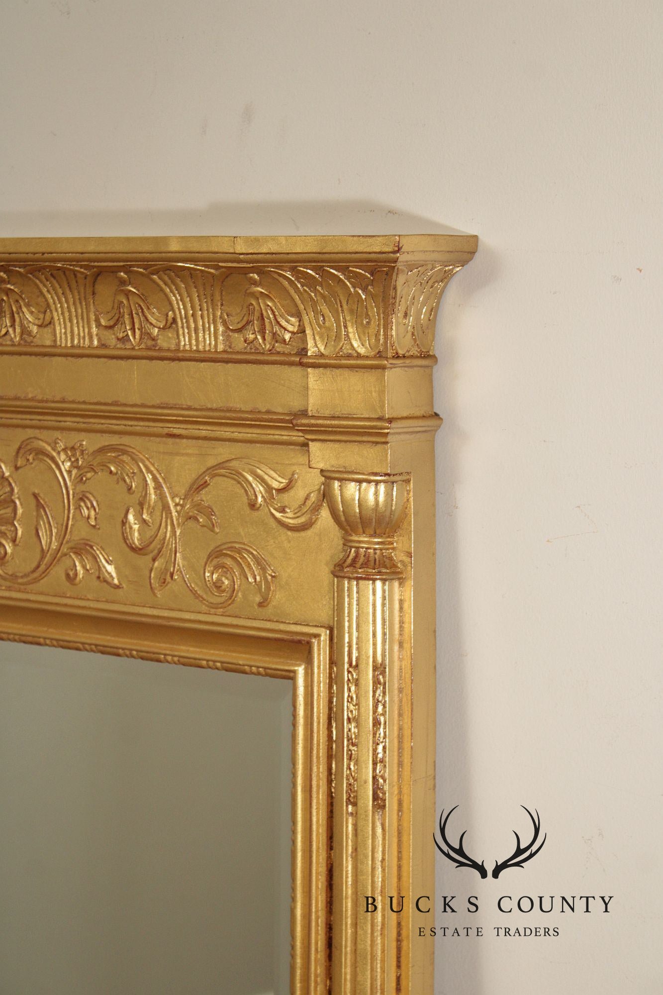 Henredon Neoclassical Style Giltwood Pier Mirror