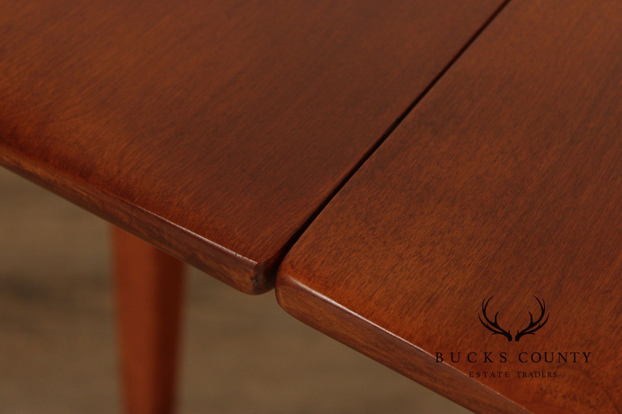 Cushman Colonial Creations Rock Maple Pivot Top Card Table