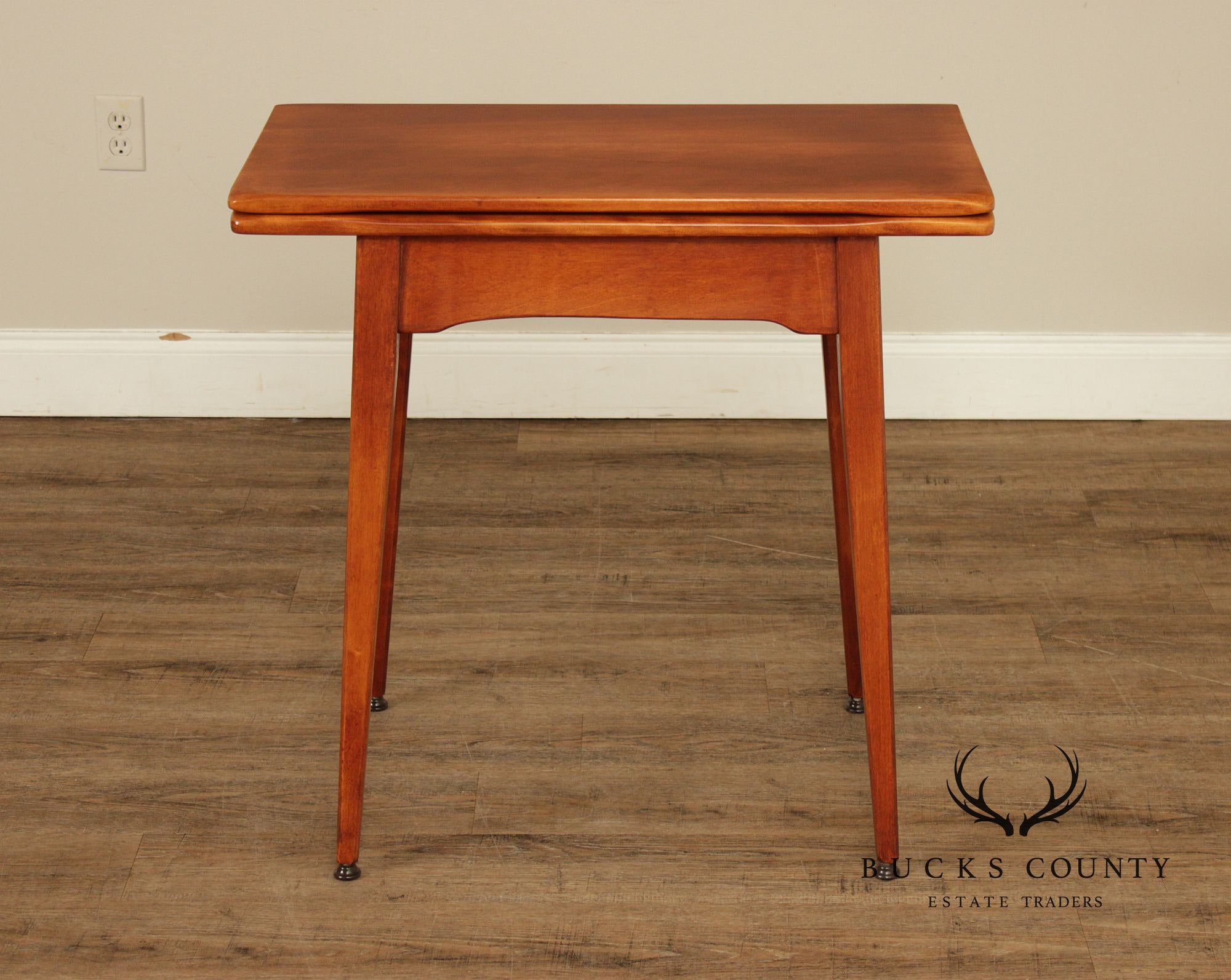Cushman Colonial Creations Rock Maple Pivot Top Card Table