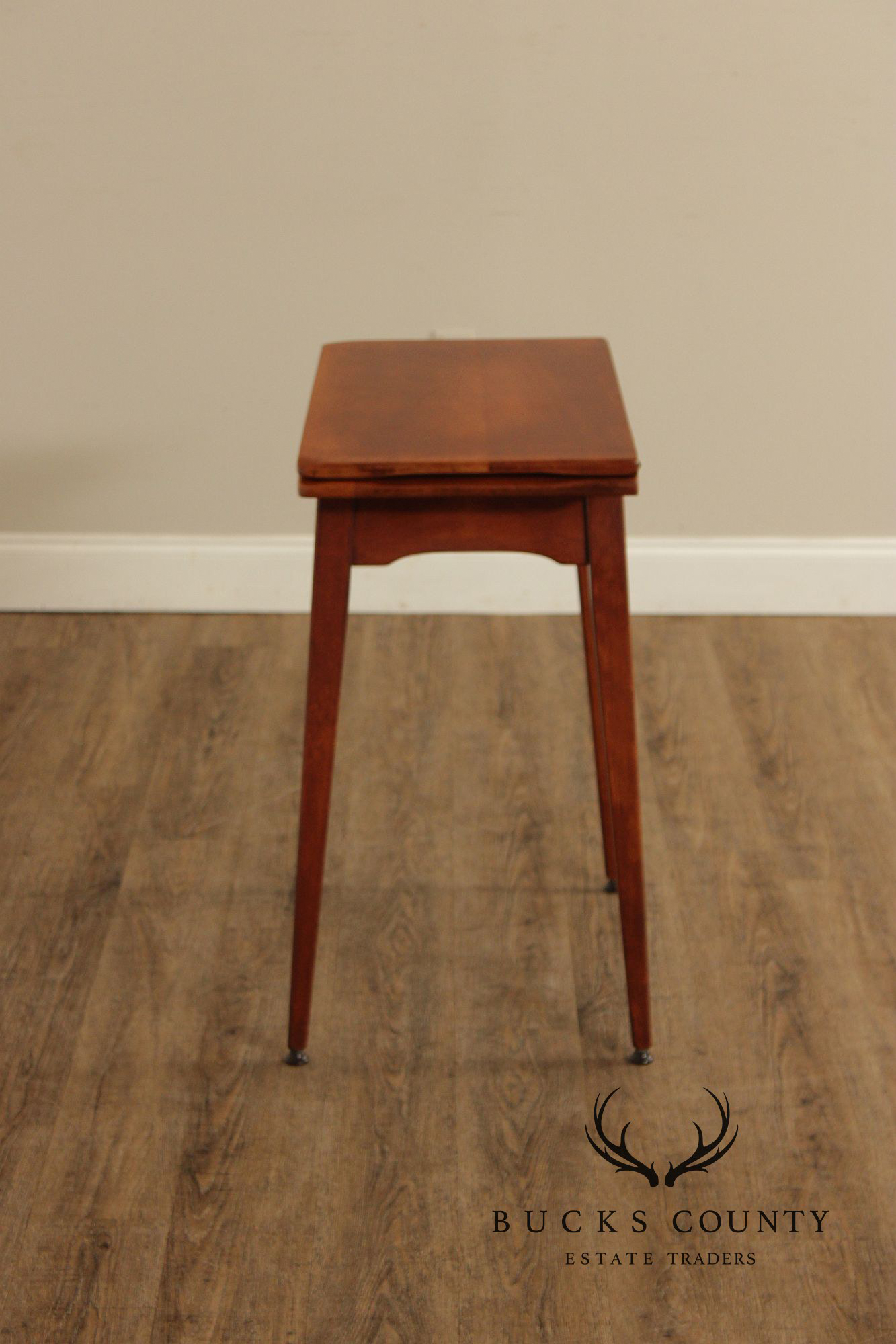 Cushman Colonial Creations Rock Maple Pivot Top Card Table