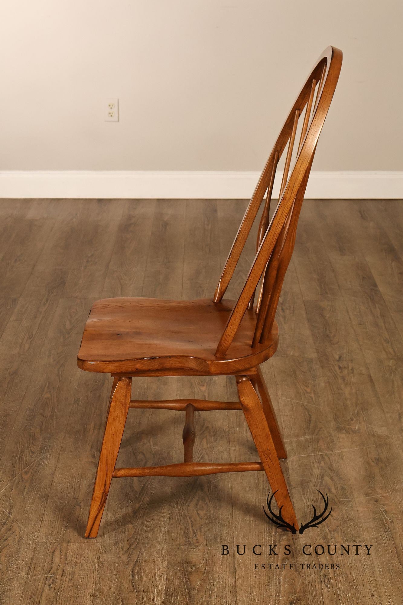 Broyhill Attic Heirlooms Set Of 6 Windsor Style Oak Hoop Back Dining Side Chairs
