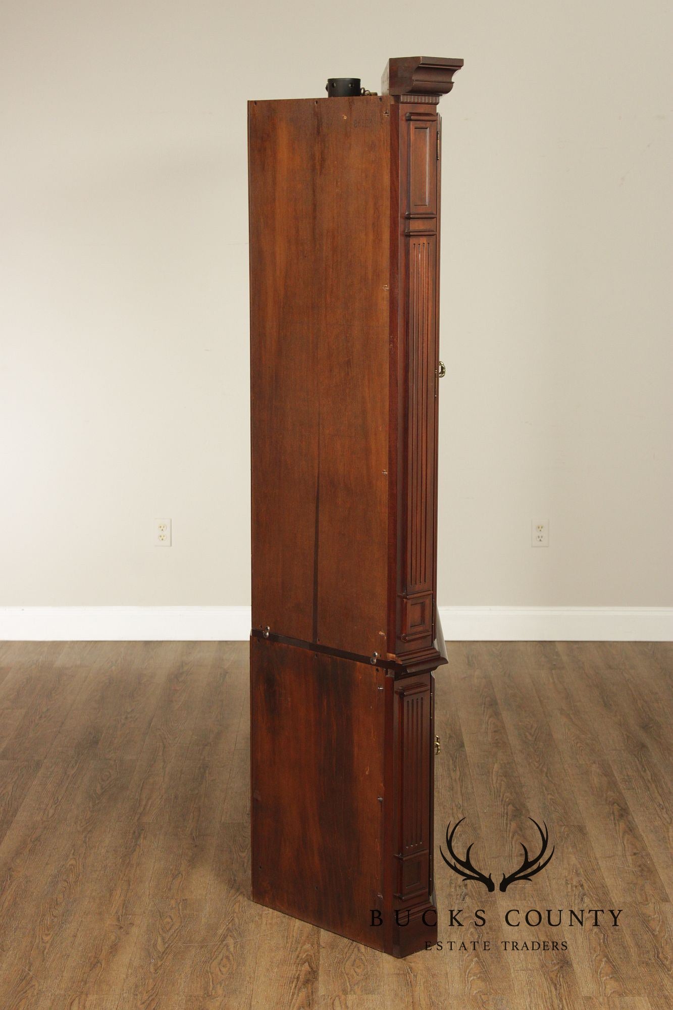 Traditional Solid Mahogany Lighted Corner Cabinet