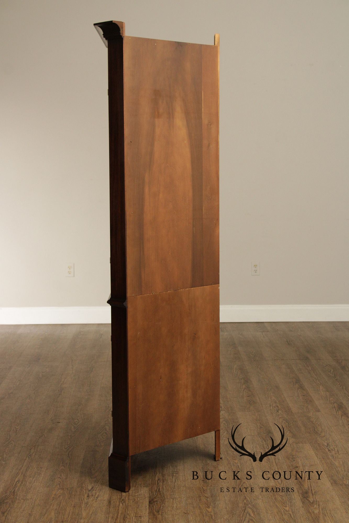 Henkel Harris Virginia Galleries Mahogany Corner Cabinet