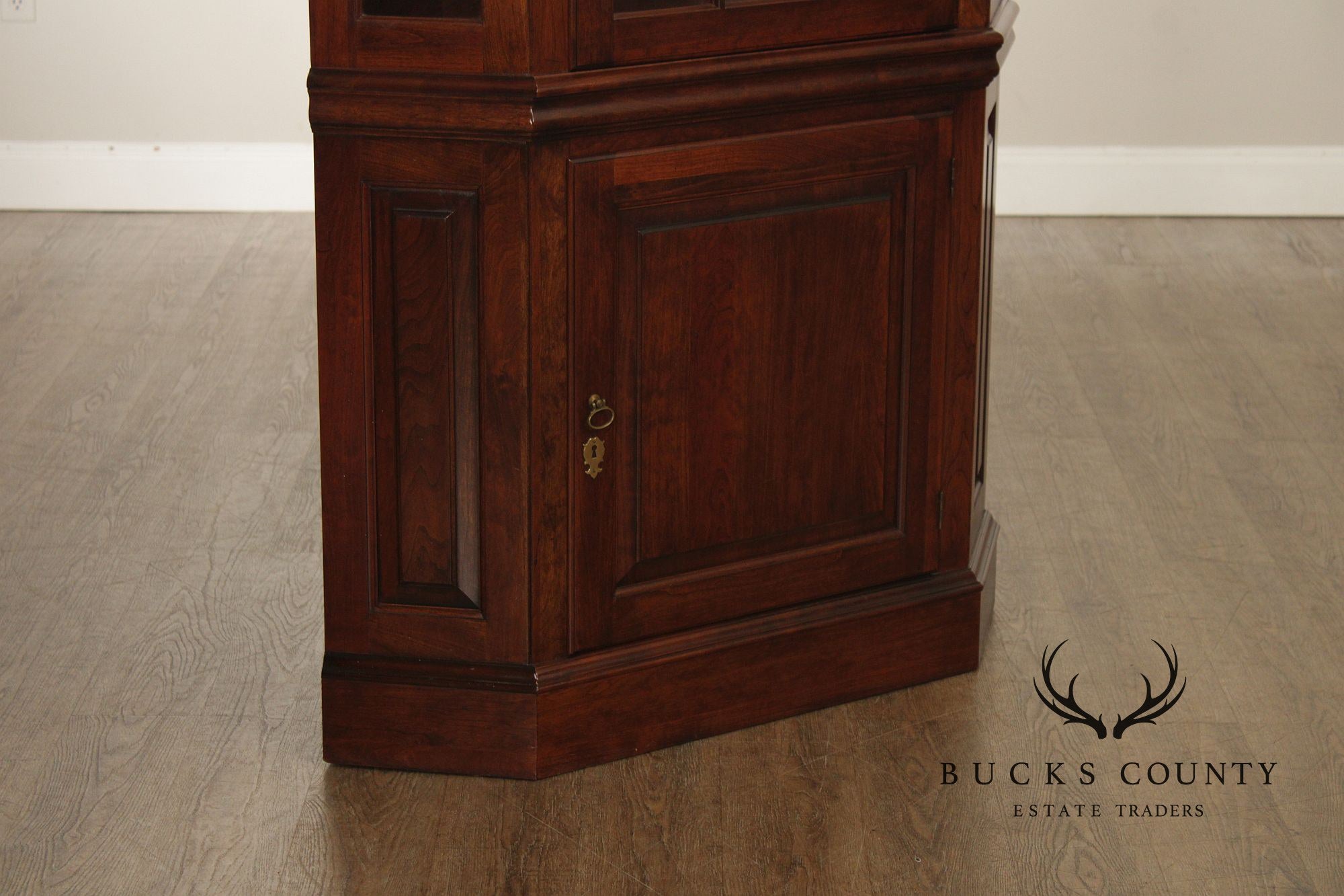 Pennsylvania House Pair Traditional Cherry Lighted Corner Cabinets