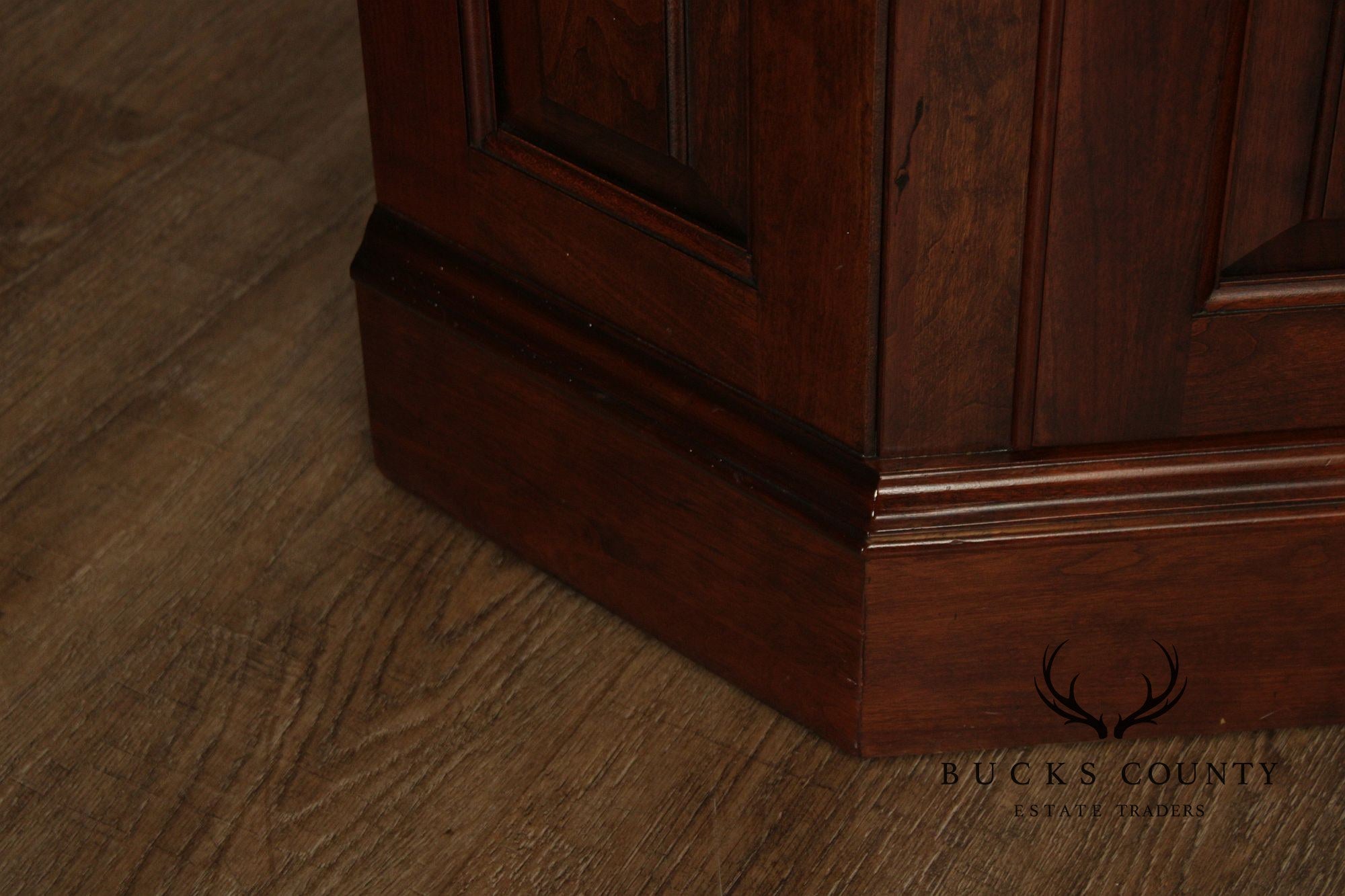 Pennsylvania House Pair Traditional Cherry Lighted Corner Cabinets