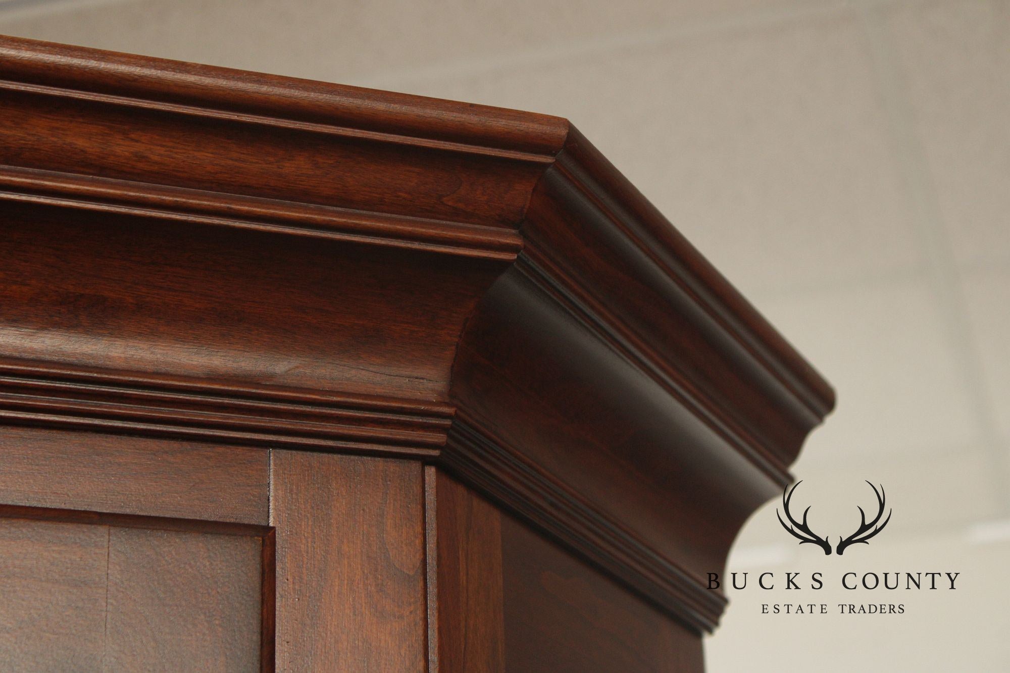 Pennsylvania House Pair Traditional Cherry Lighted Corner Cabinets
