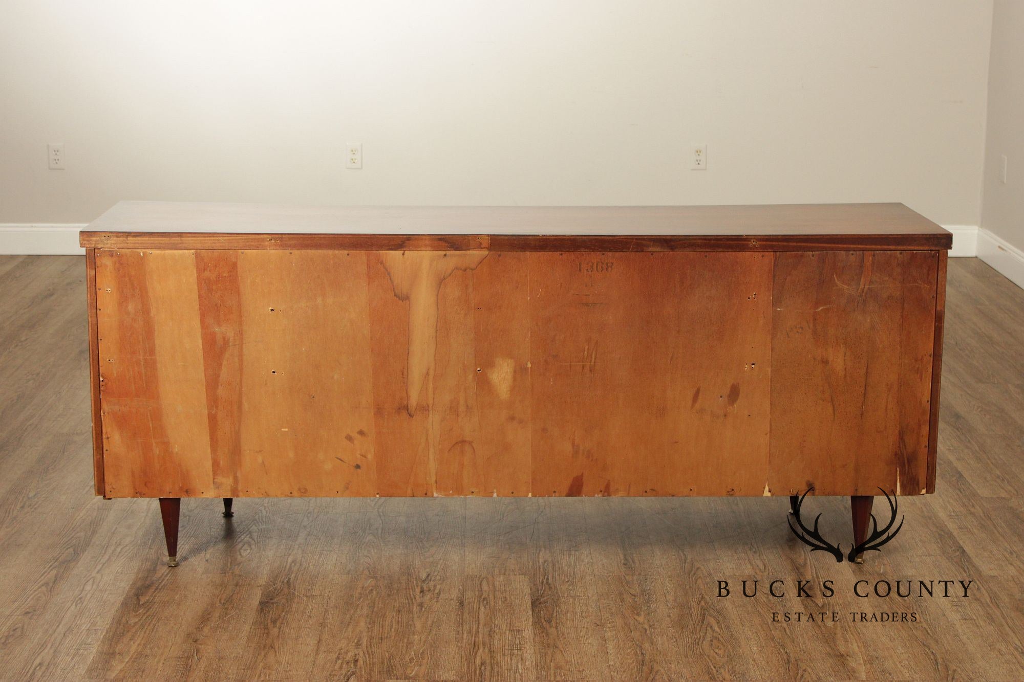 United Furniture Mid Century Modern Walnut & Burl Long Credenza Sideboard