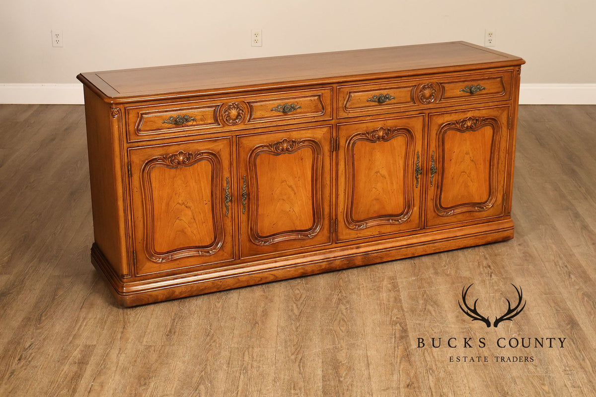 Henredon French Louis XV Style Walnut Buffet Sideboard