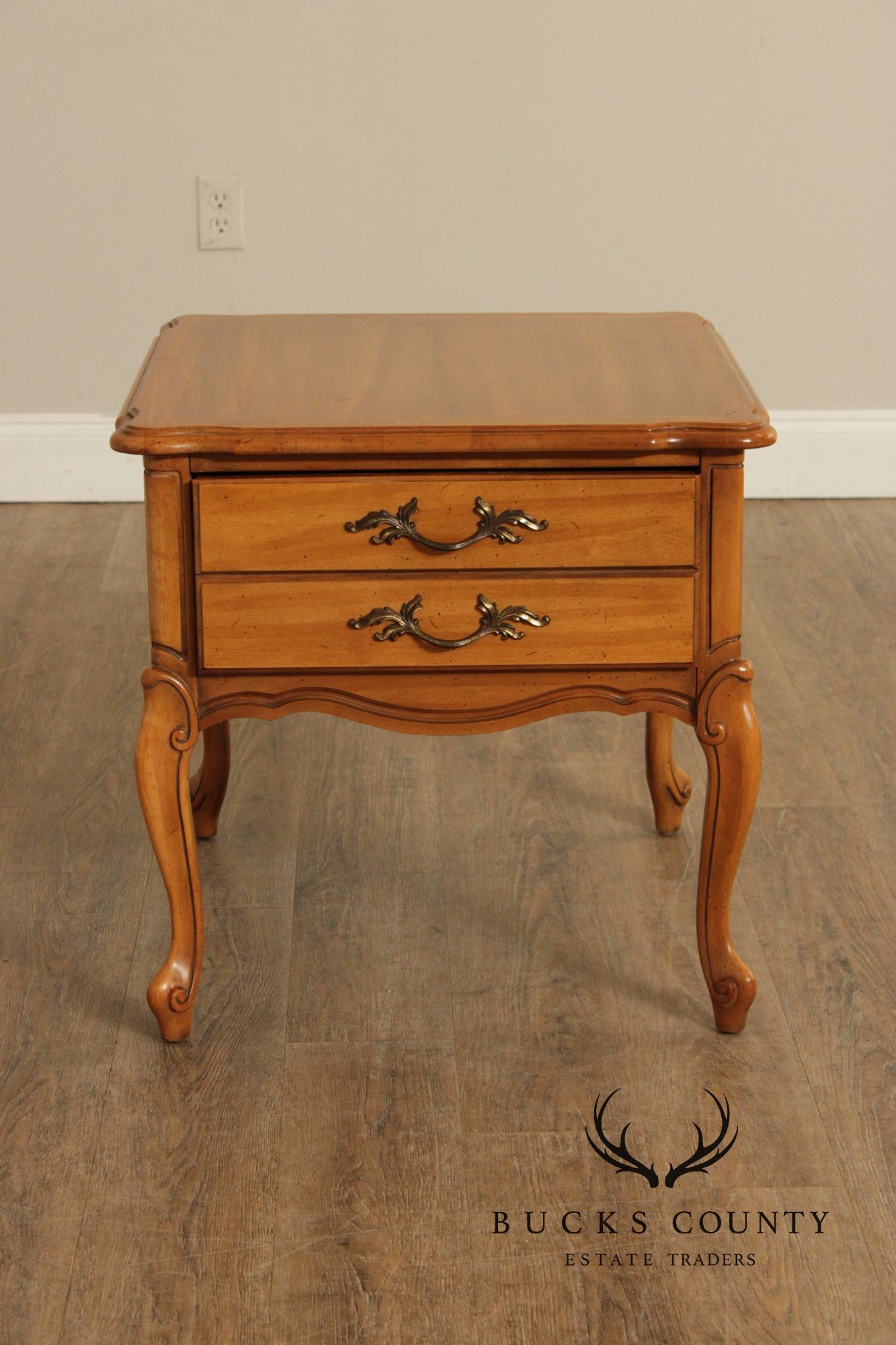 American Of Martinsville French Provincial Style Vintage Fruitwood End Table