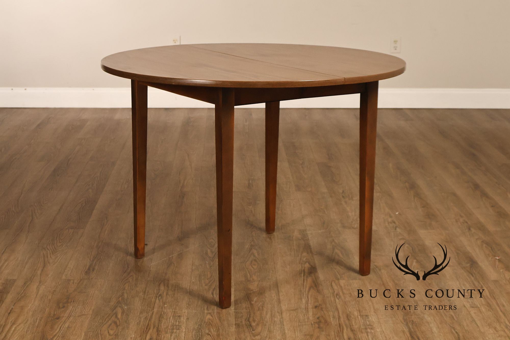 Mid Century Modern Round Expandable Dining Table