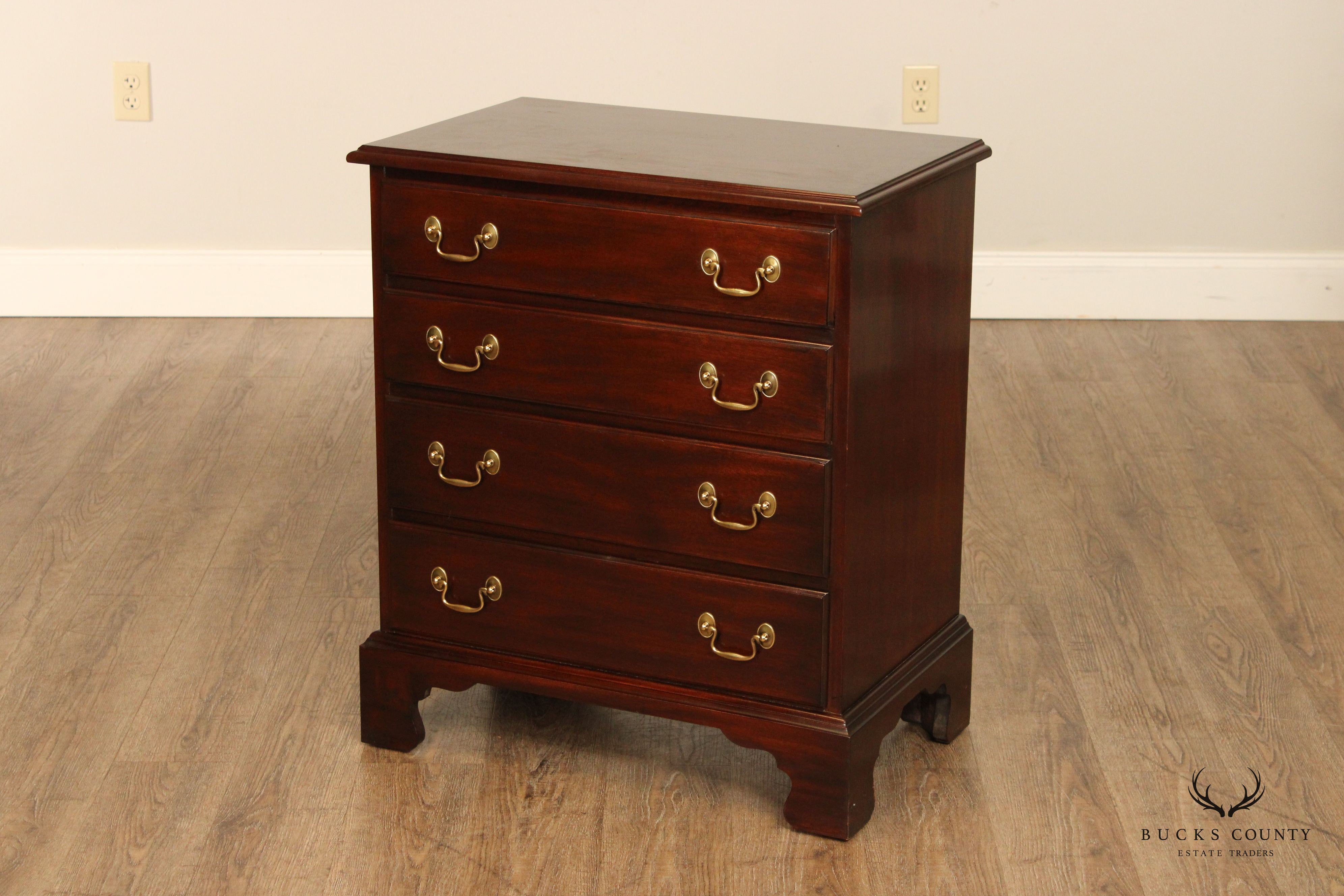 Henkel Harris Chippendale Style Mahogany Four Drawer Chest Nightstand