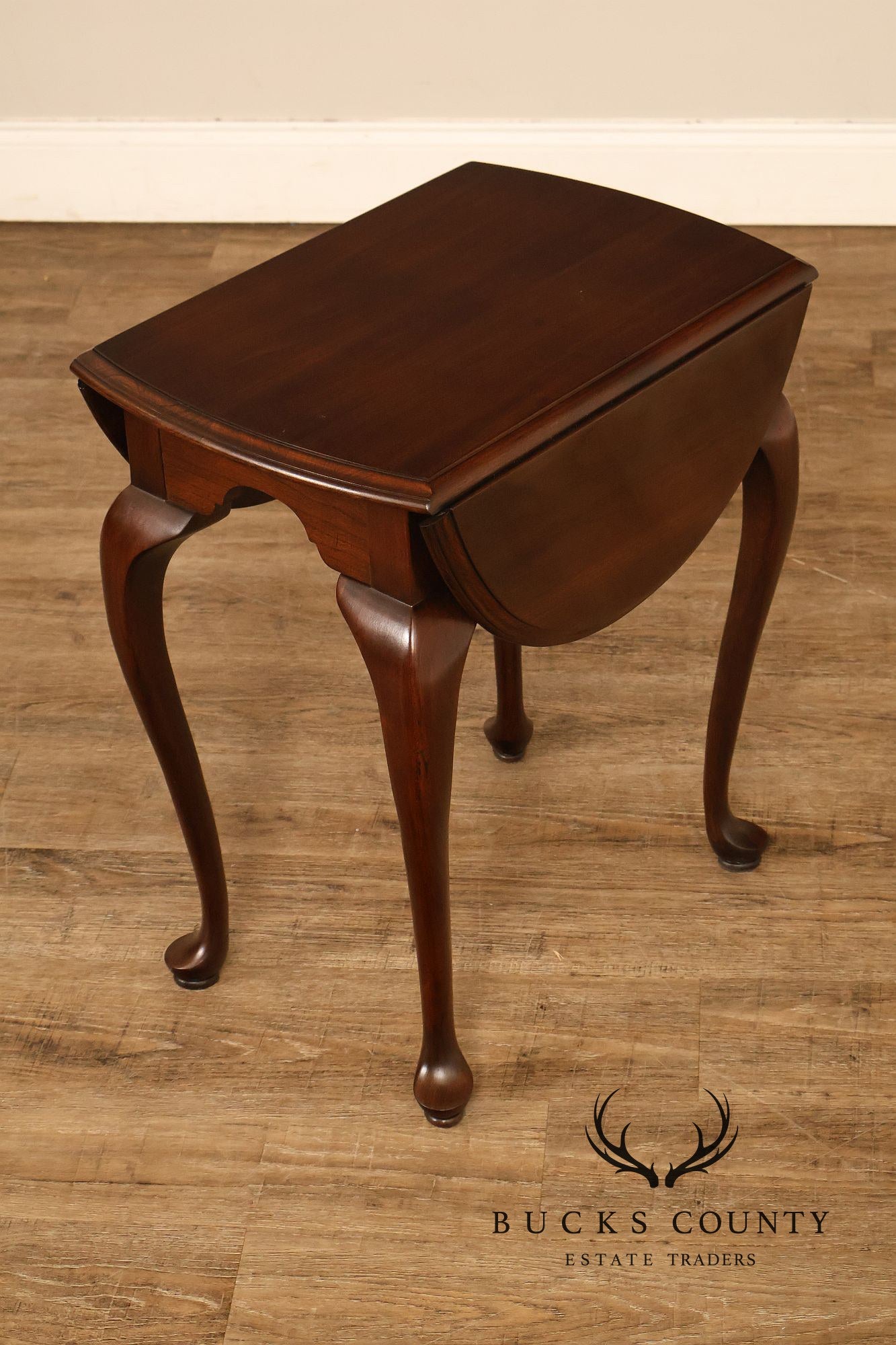 Ethan Allen Georgian Court Queen Anne Style Cherry Drop Leaf Side Table