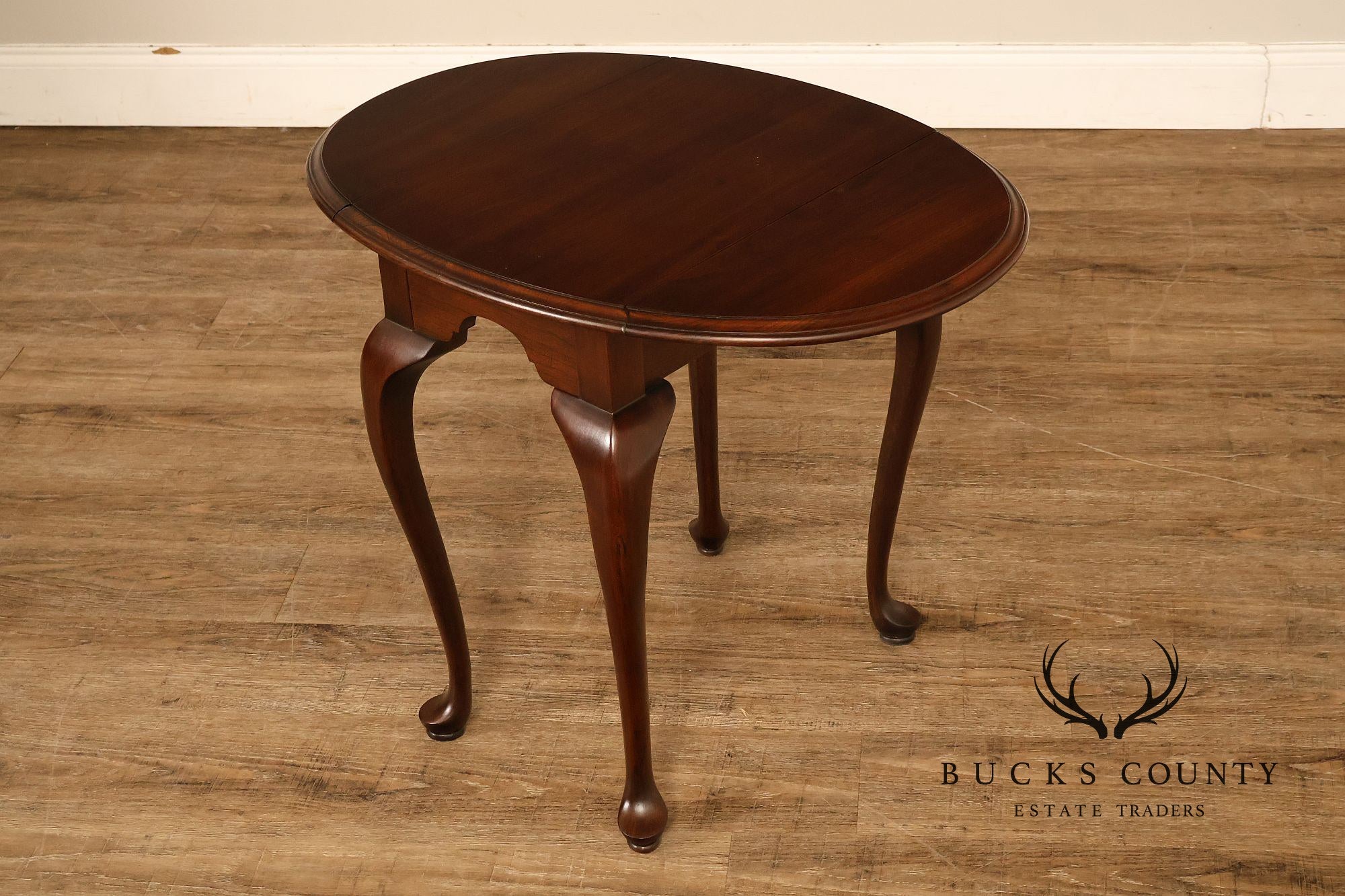 Ethan Allen Georgian Court Queen Anne Style Cherry Drop Leaf Side Table