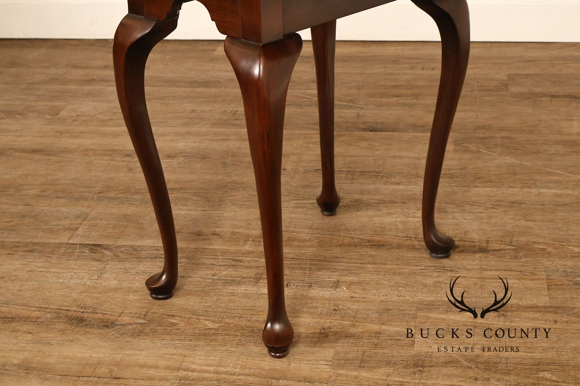 Ethan Allen Georgian Court Queen Anne Style Cherry Drop Leaf Side Table