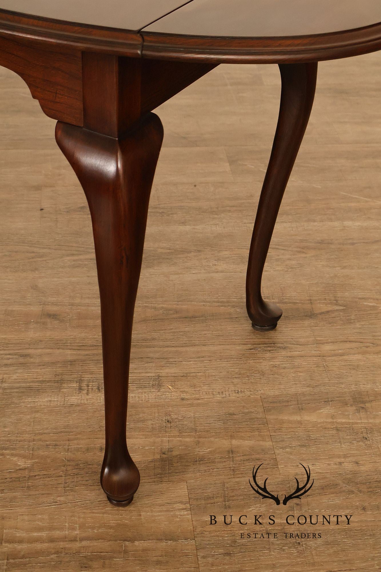 Ethan Allen Georgian Court Queen Anne Style Cherry Drop Leaf Side Table
