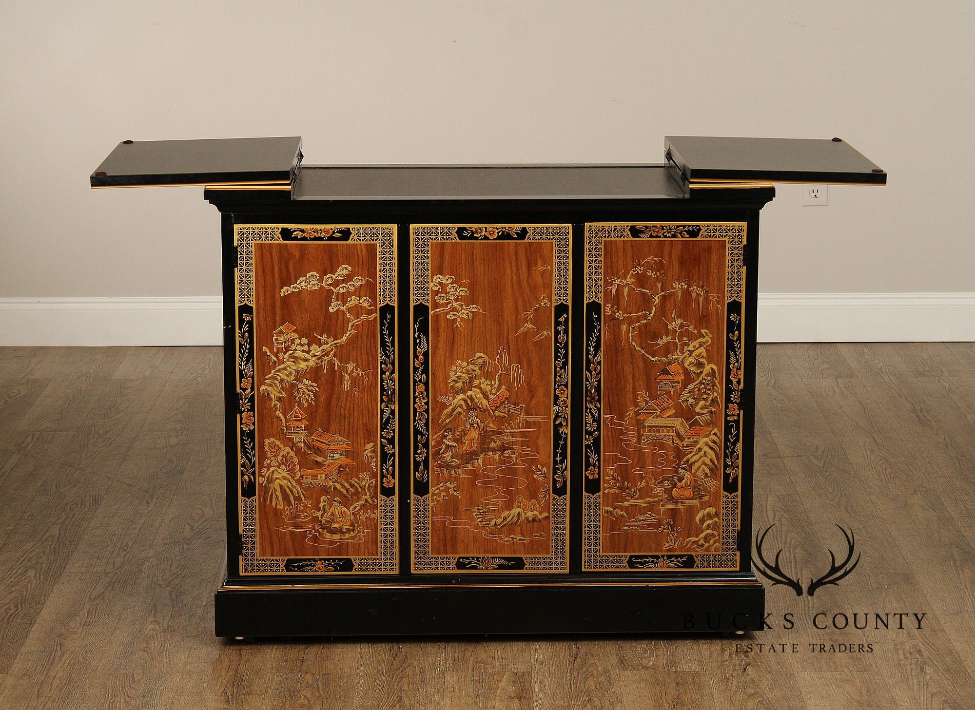 Drexel 'Et Cetera' Chinoiserie Flip Top Server