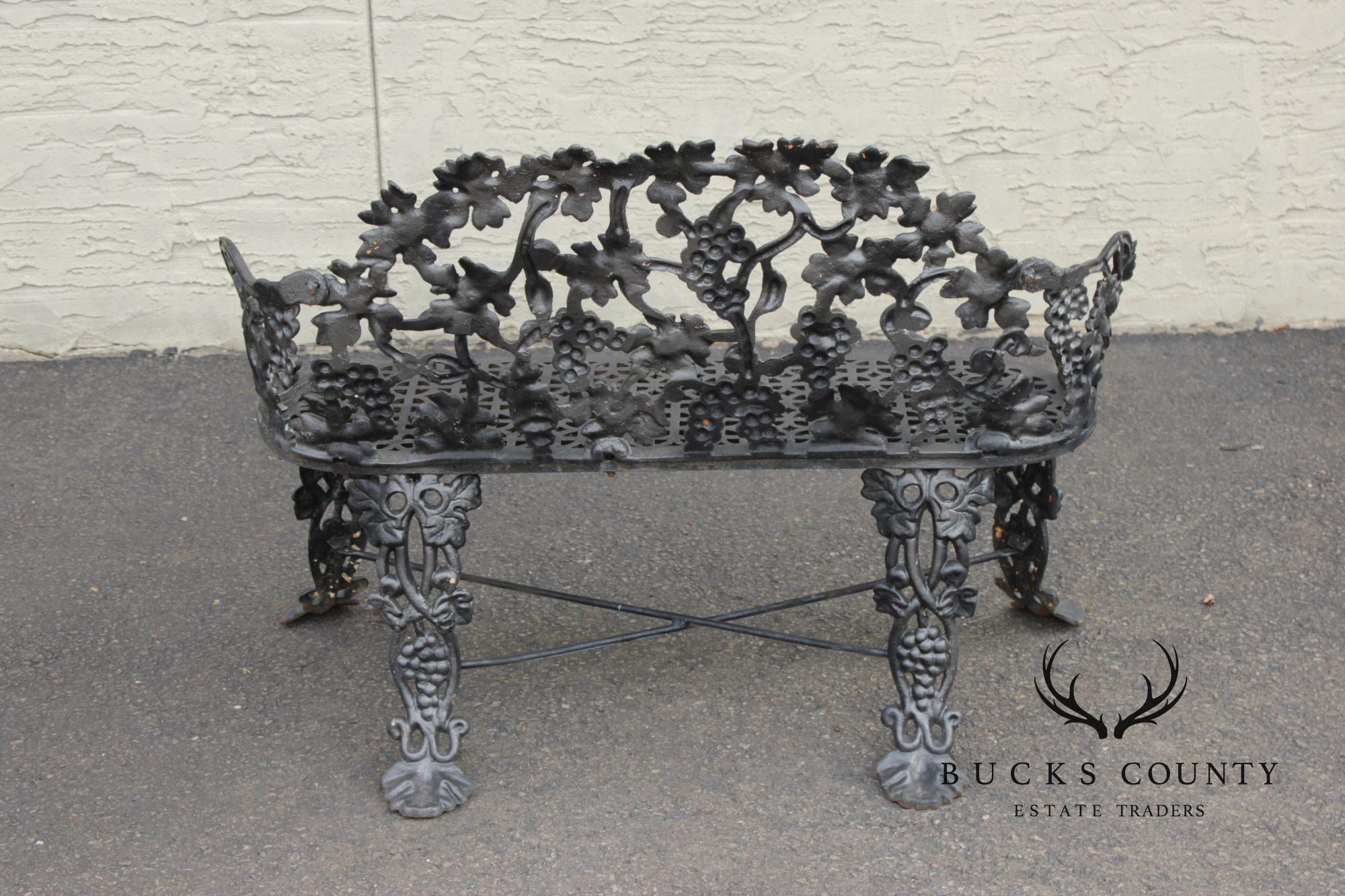 Antique Victorian Style Cast Iron Outdoor Garden Bench