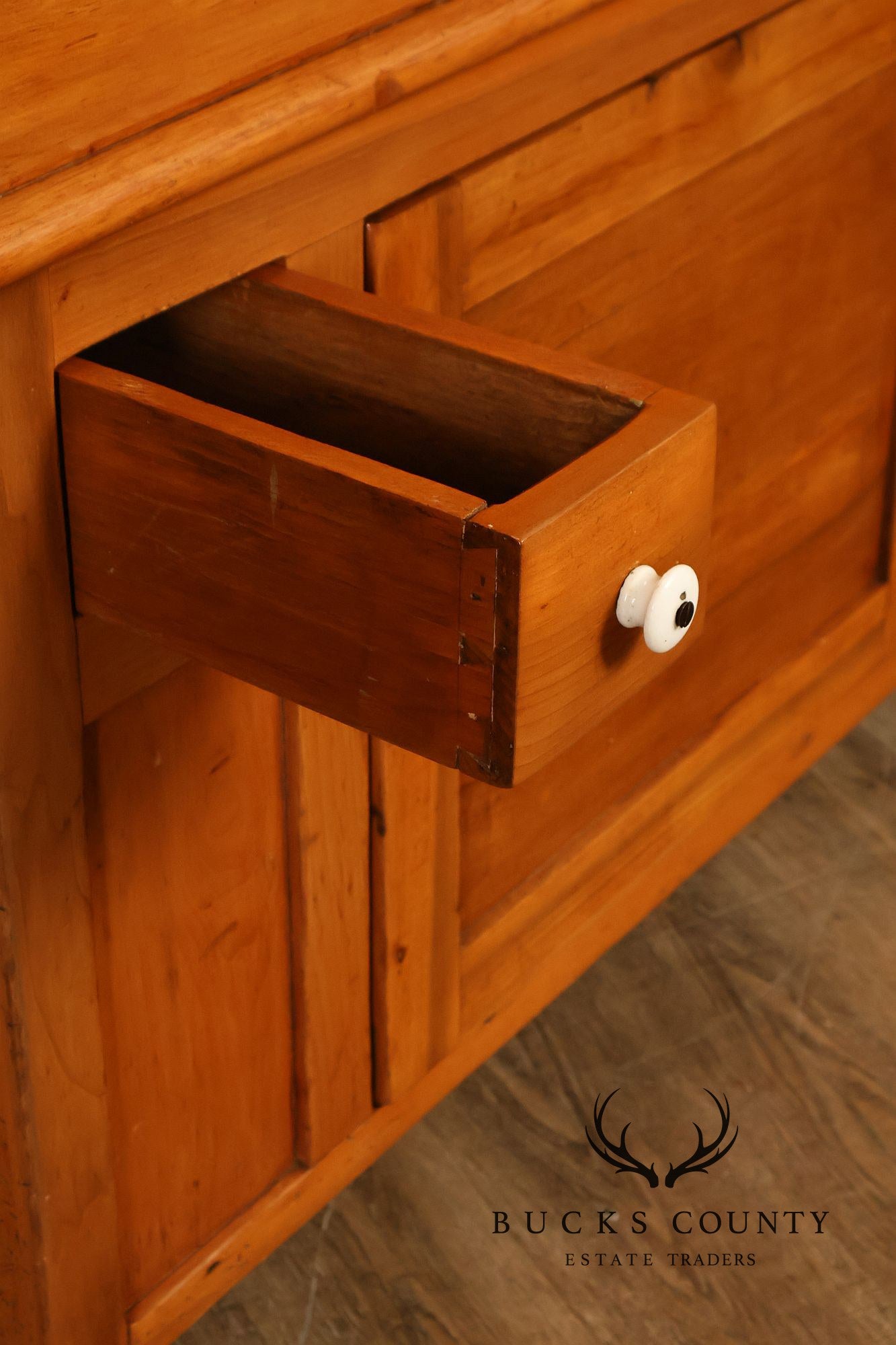 Antique American Country Pine Dry Sink Wash Stand
