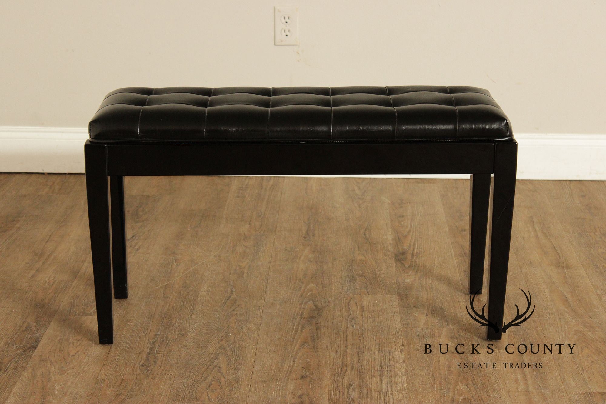 Kimball 'Viennese Classic' Baby Grand Piano and Bench