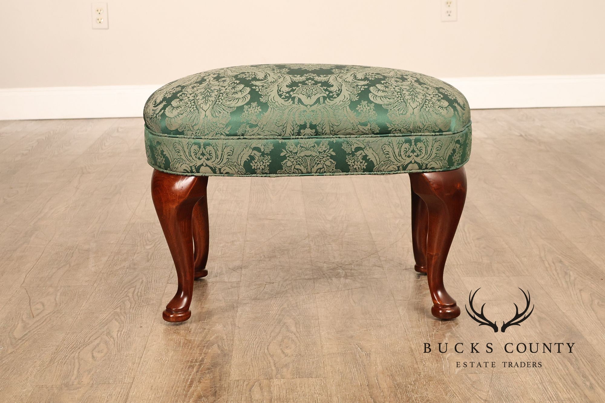 Traditional Upholstered Ottoman With Cabriole Legs
