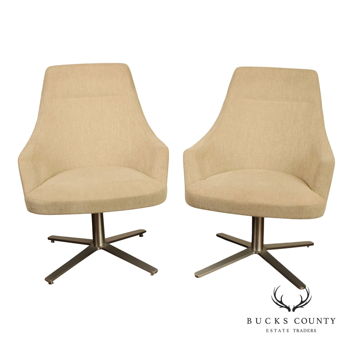 Cumberland Furniture Co. Mid Century Modern Style Pair of Lounge Chairs