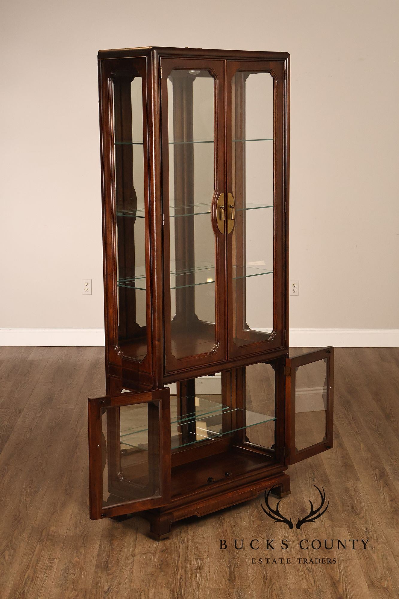 Hollywood Regency Asian Influenced Pair Of Lighted Curio Display Cabinets