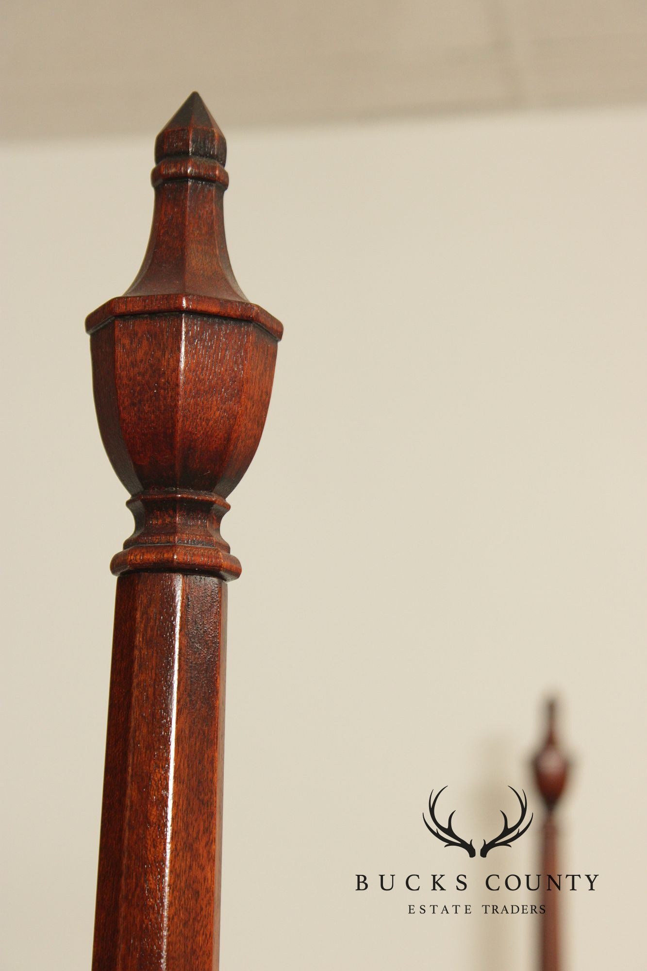 Henkel Harris Virginia Galleries Genuine Mahogany Queen Size Four Poster Bed