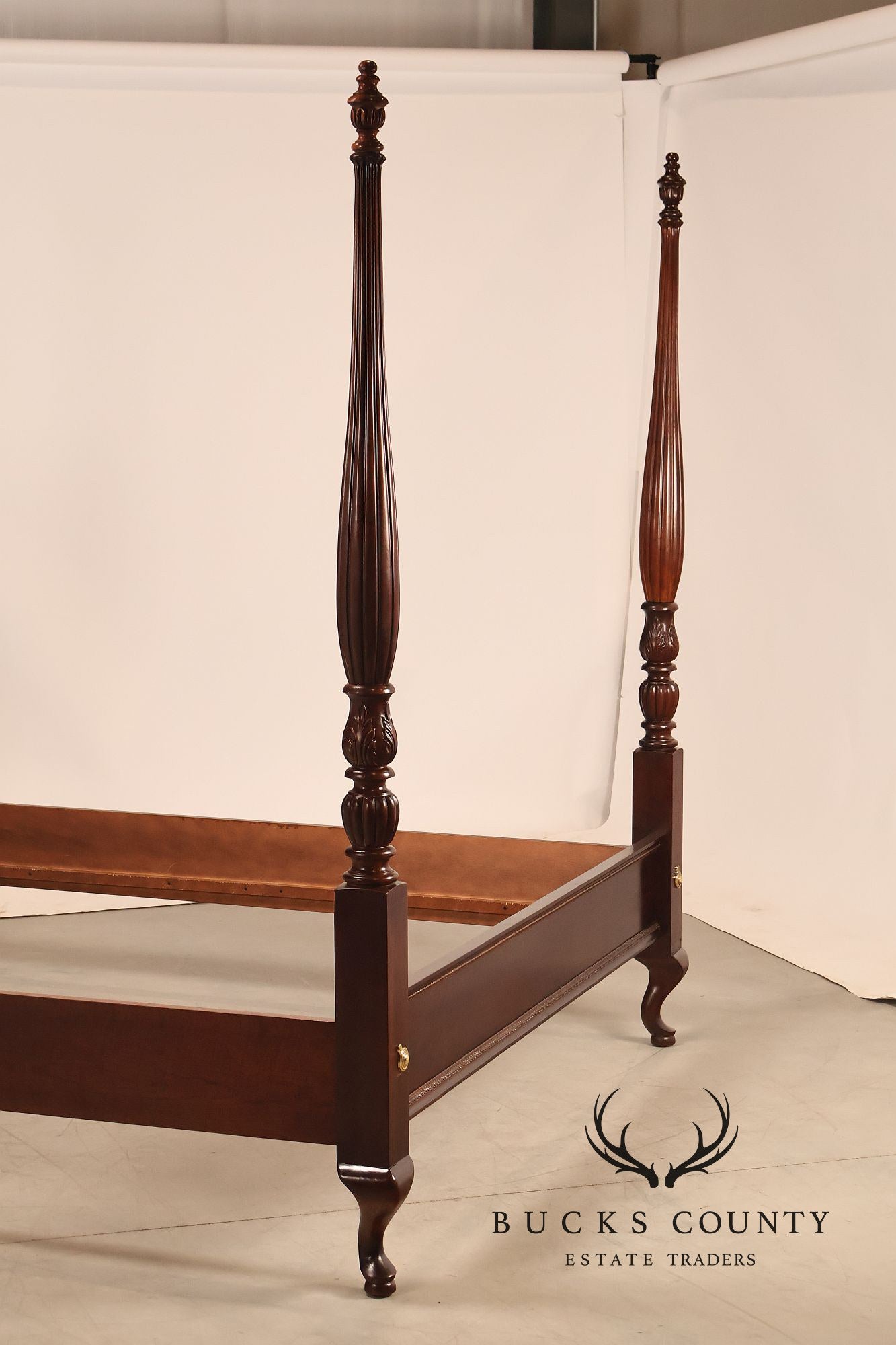 Thomasville Collectors Cherry Chippendale Style King Poster Bed