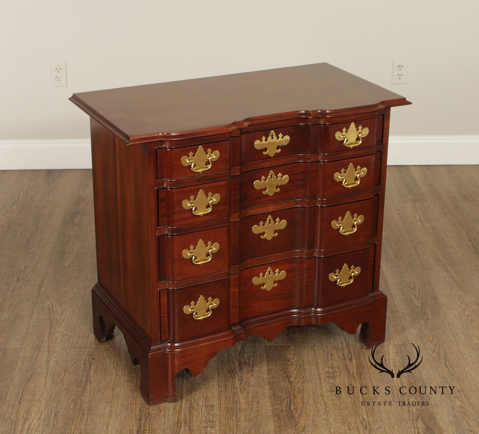 Councill Georgian Style Mahogany Blockfront Chest