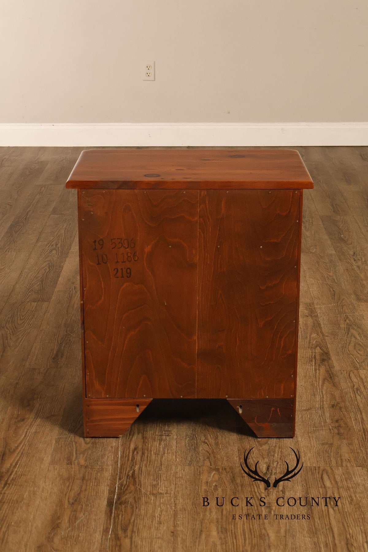 Ethan Allen Pair of Pine Single-Drawer Nightstands