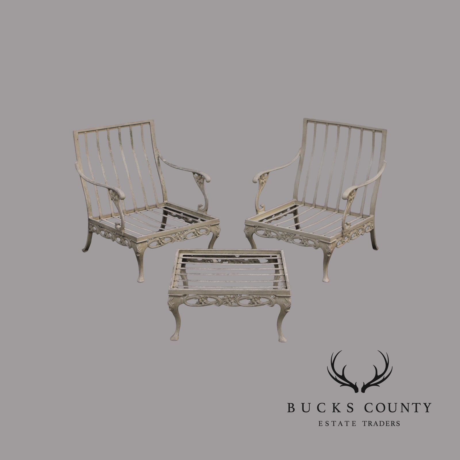 BROWN JORDAN PAIR OF CAST ALUMINUM 'DAY LILY' OUTDOOR PATIO LOUNGE CHAIRS WITH OTTOMAN