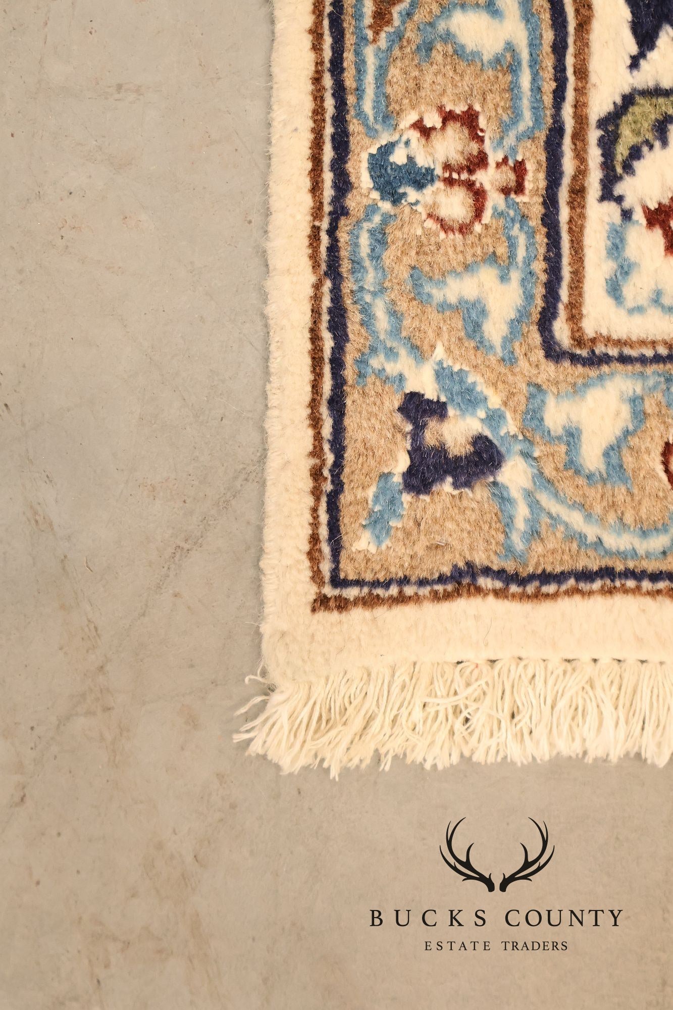 Handwoven Wool Curvilinear Medallion 6.4' x 10.75' Rug