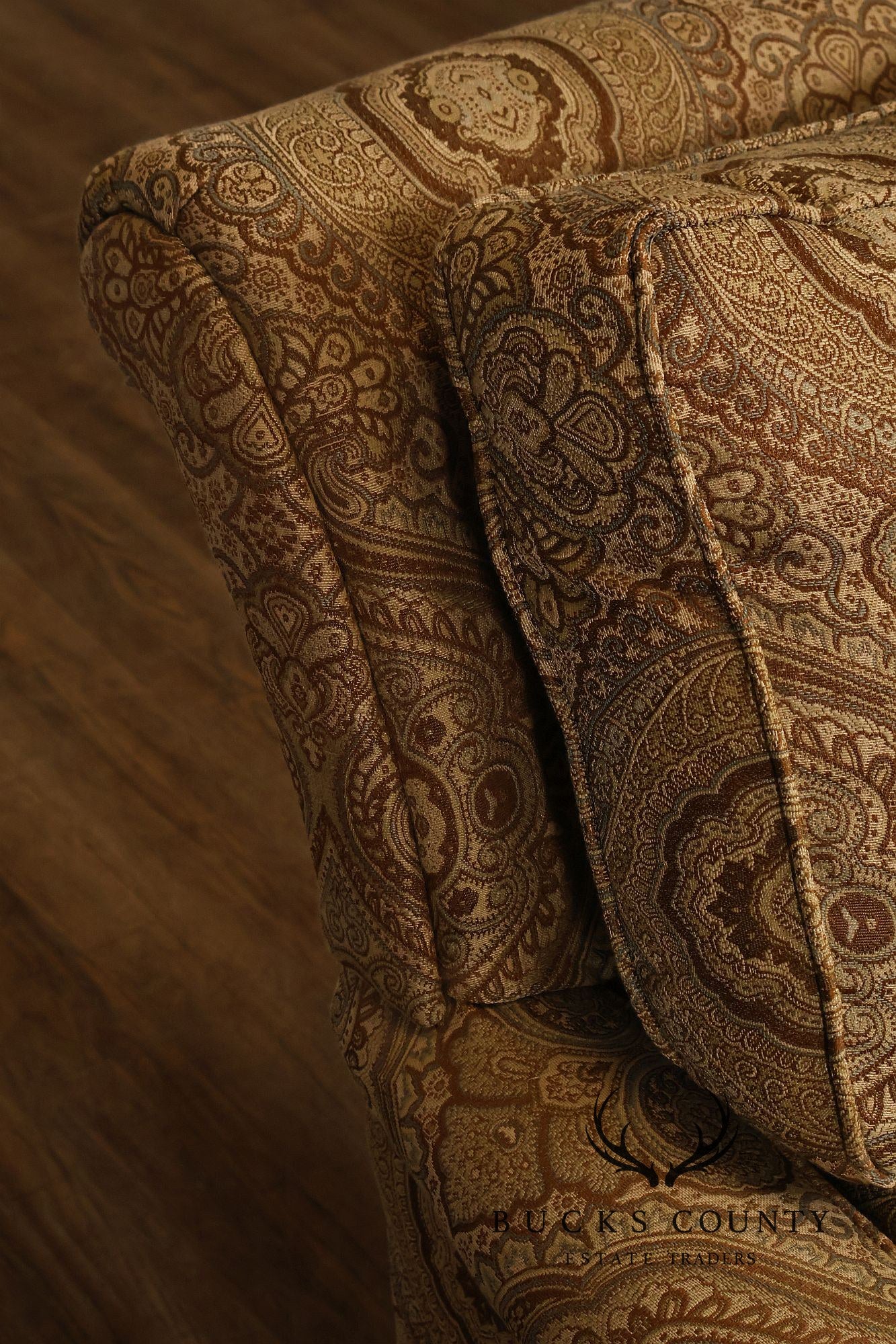 Bassett Traditional Style Upholstered Lounge Chair