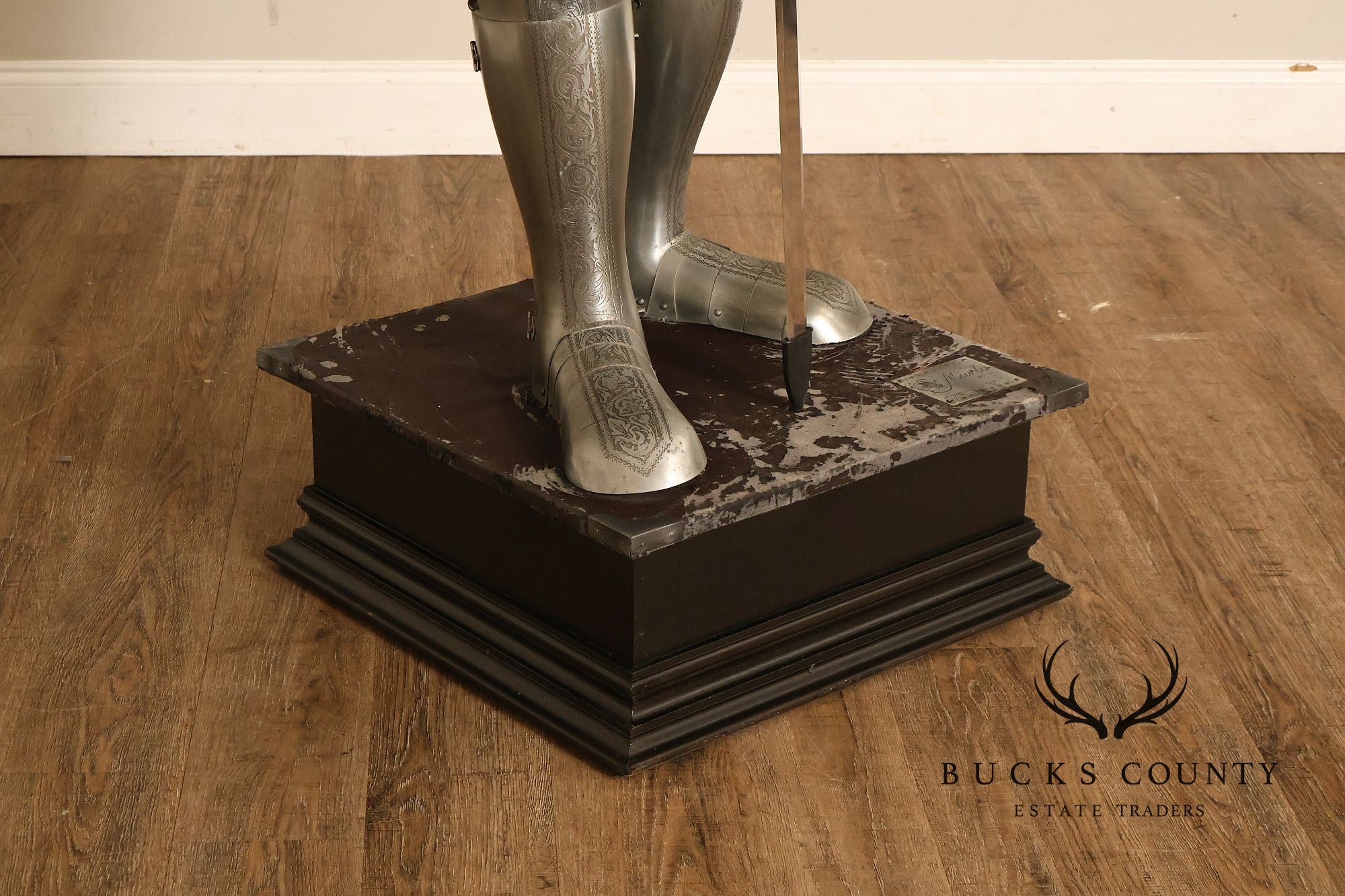 Marto Toledo Spanish Engraved Full Suit of Armor with Sword