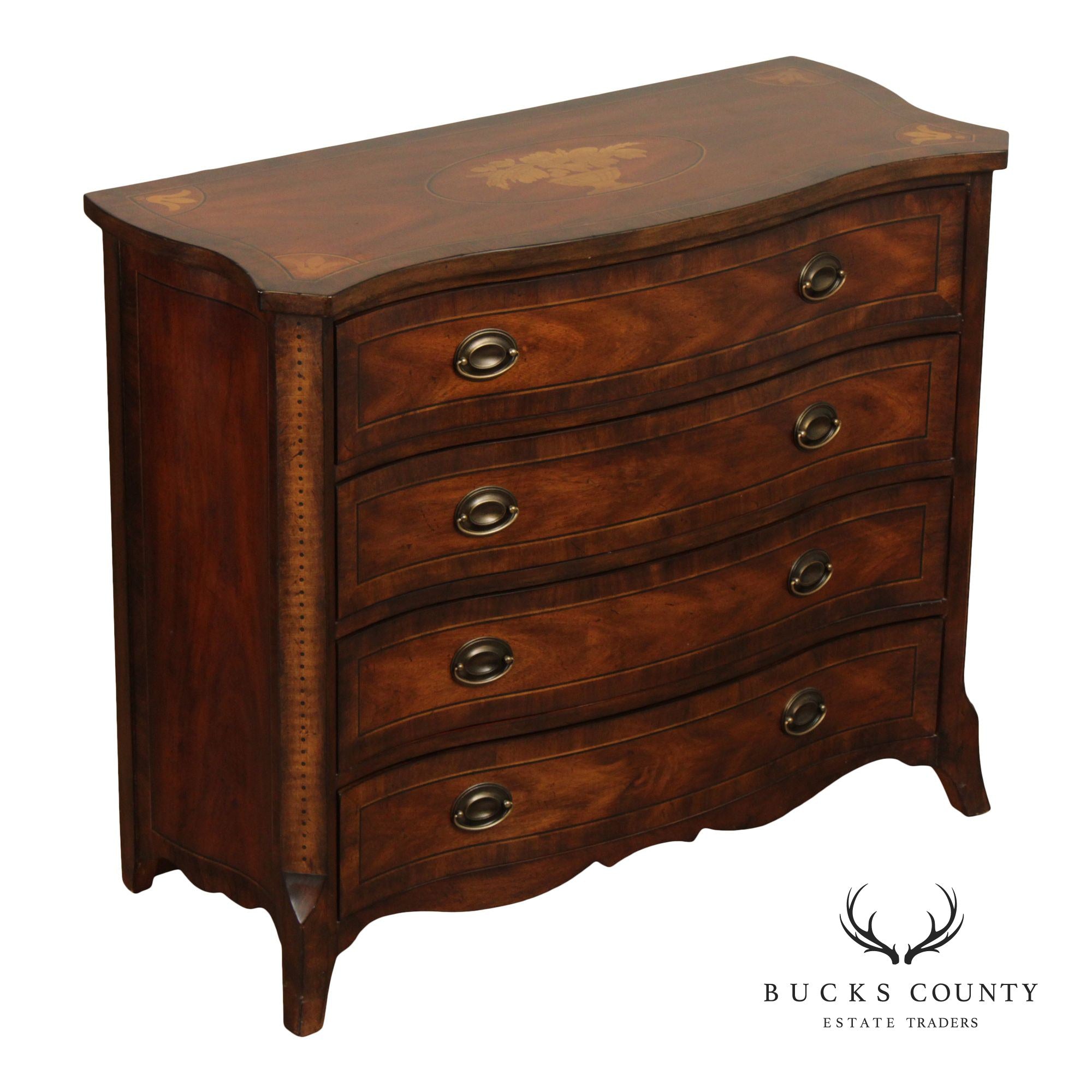 Hooker Furniture Hepplewhite Style Mahogany Chest of Drawers