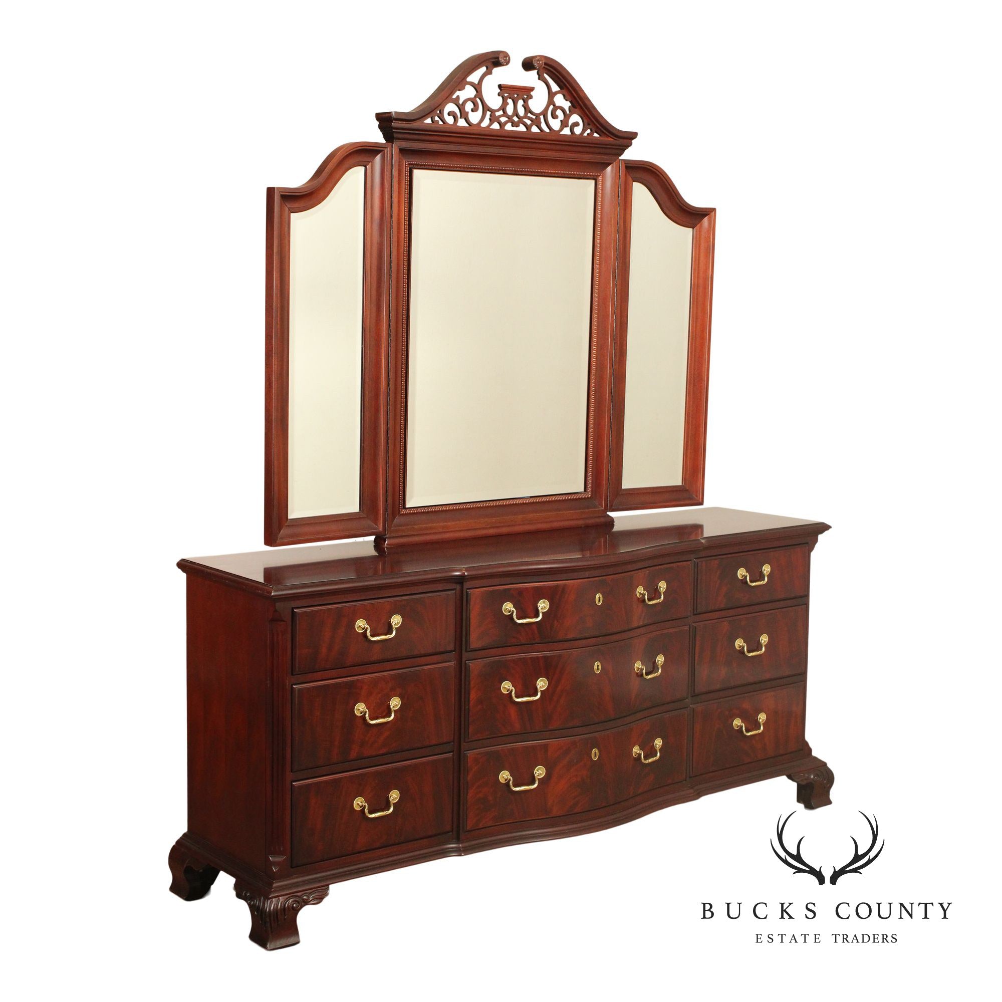 Thomasville Chippendale Style Mahogany Long Dresser and Mirror