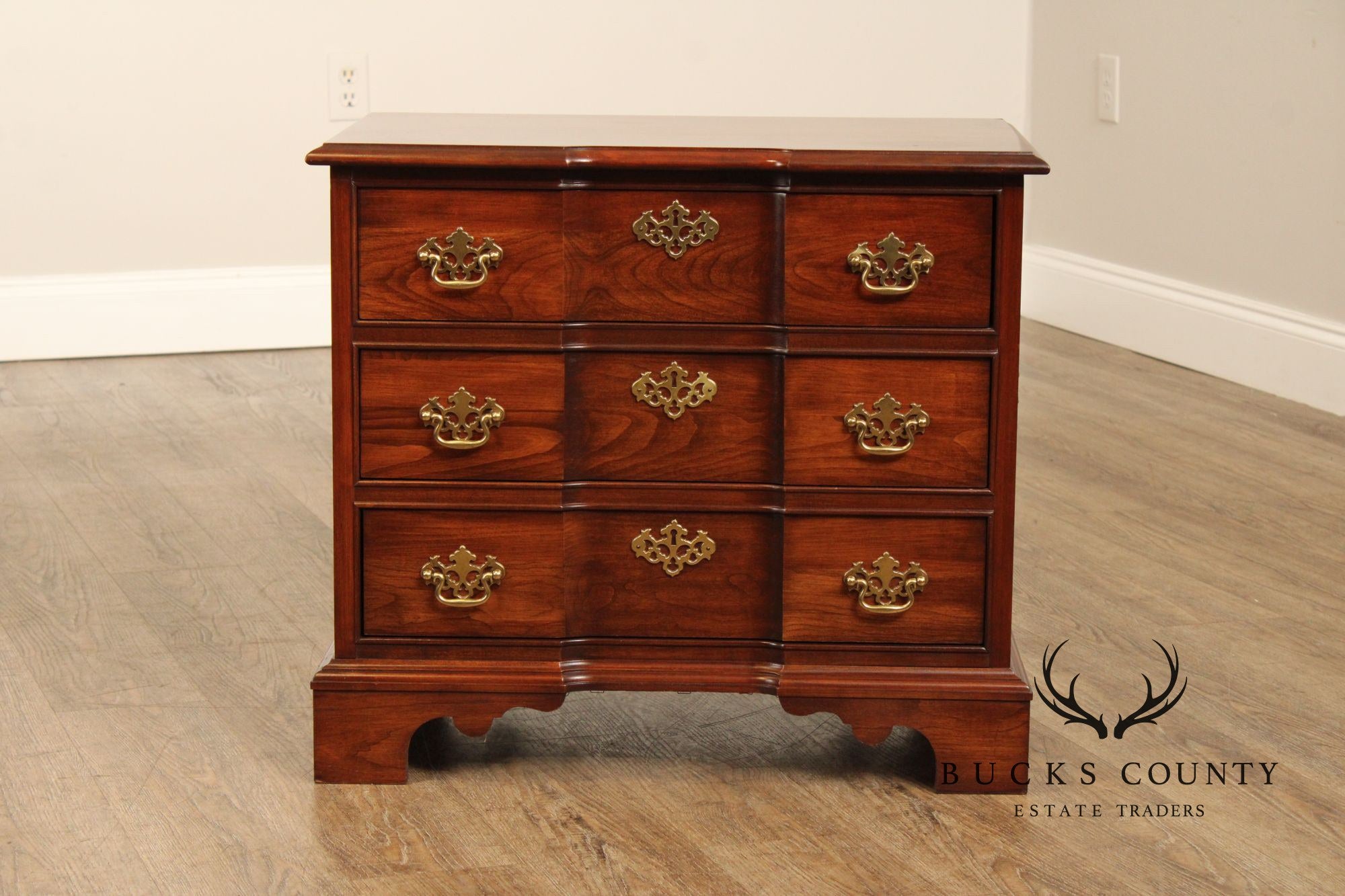 Pennsylvania House Chippendale Style Cherry Blockfront Chest Nightstand