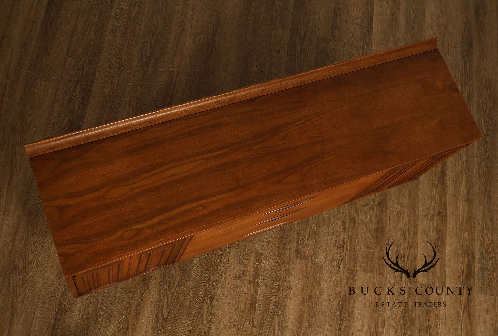 Broyhill 'Sculptra' Mid Century Modern Walnut Sideboard
