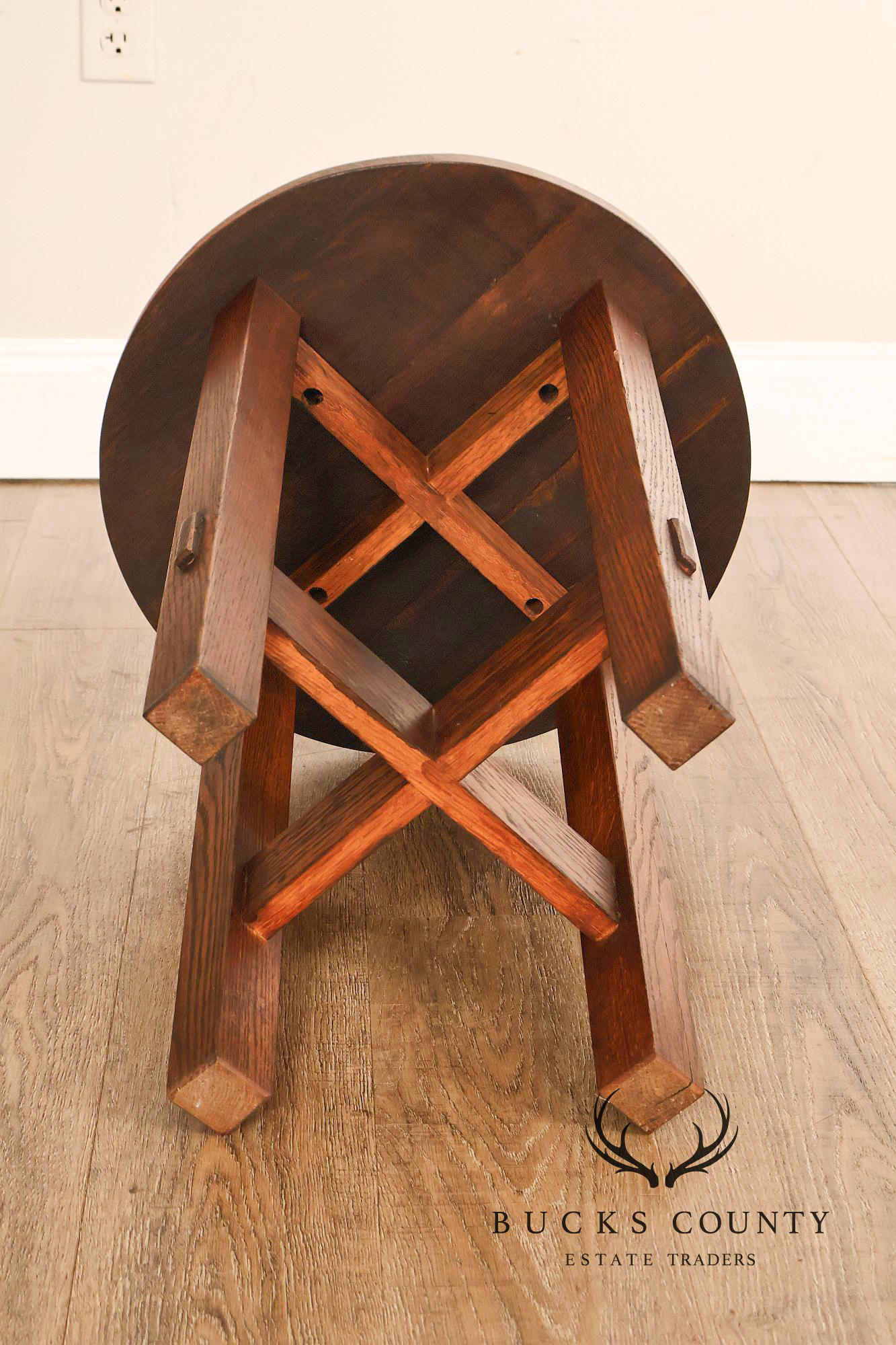 Arts And Crafts Style Round Oak Lamp Table