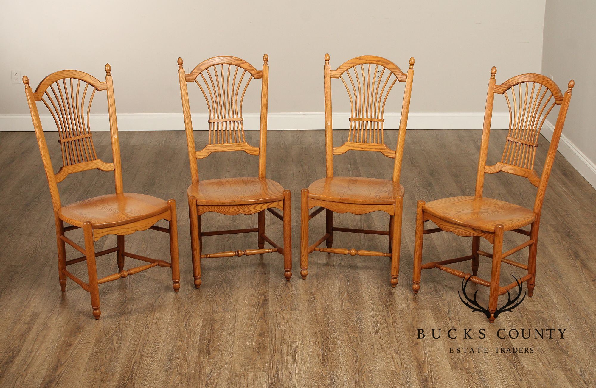 Pennsylvania House Set of Four Oak Sheaf Back Dining Chairs