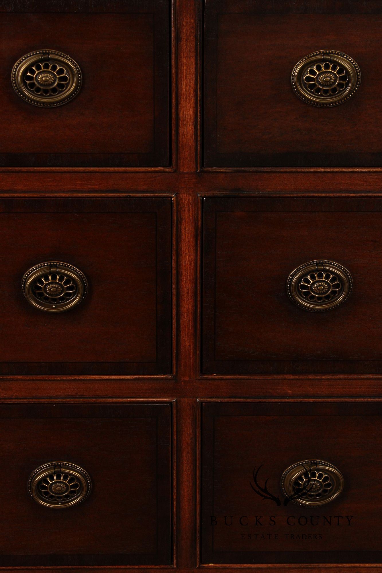 Henredon Georgian Style Mahogany Double Chest