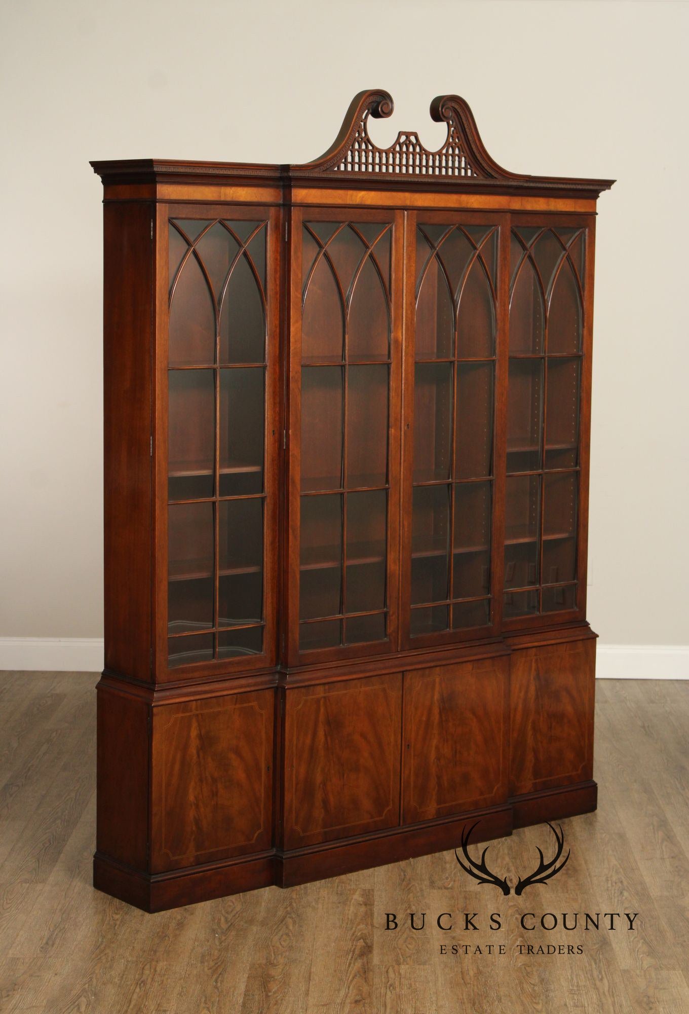 Baker Furniture Georgian Style Vintage Mahogany Breakfront Bookcase