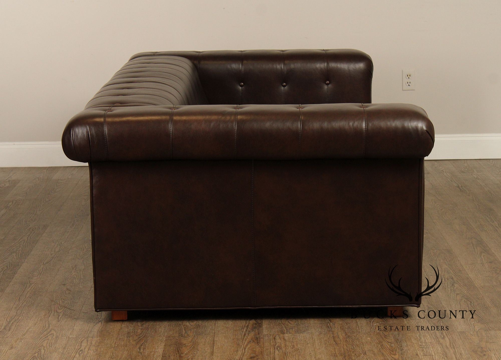 Stickley Chesterfield Style 'Chicago' Leather Sofa