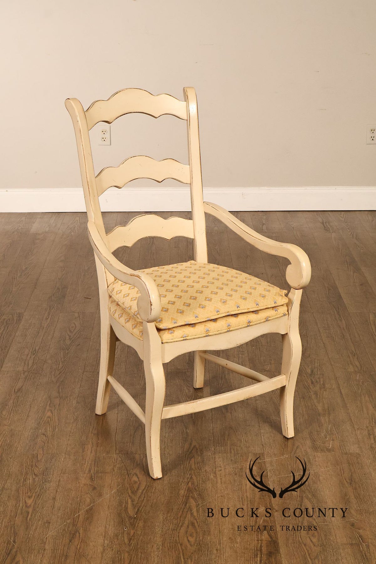 Drexel Heritage French Country Style Set of Eight Dining Chairs