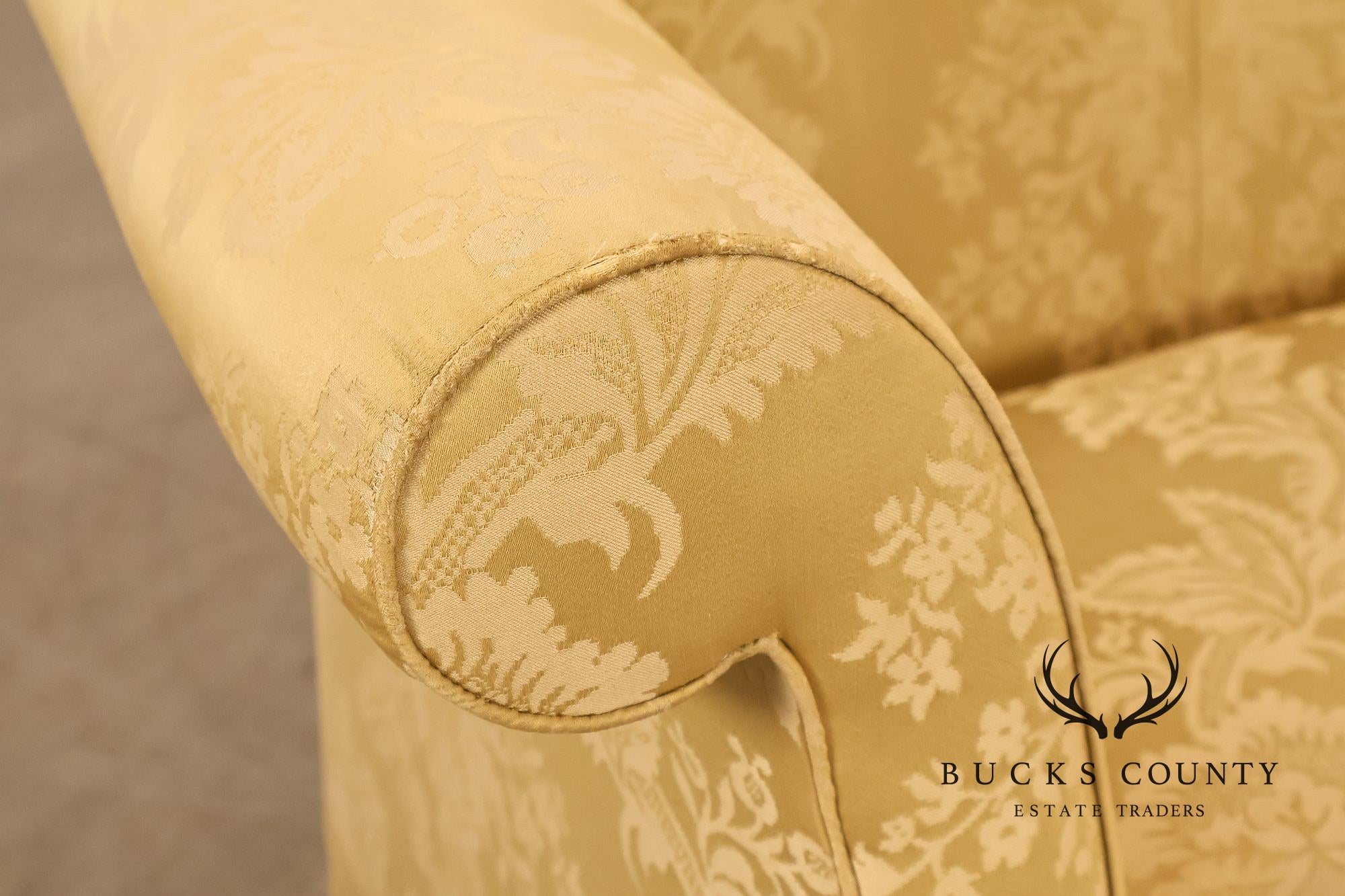 Henredon Chippendale Camelback Damask Upholstered Mahogany Sofa