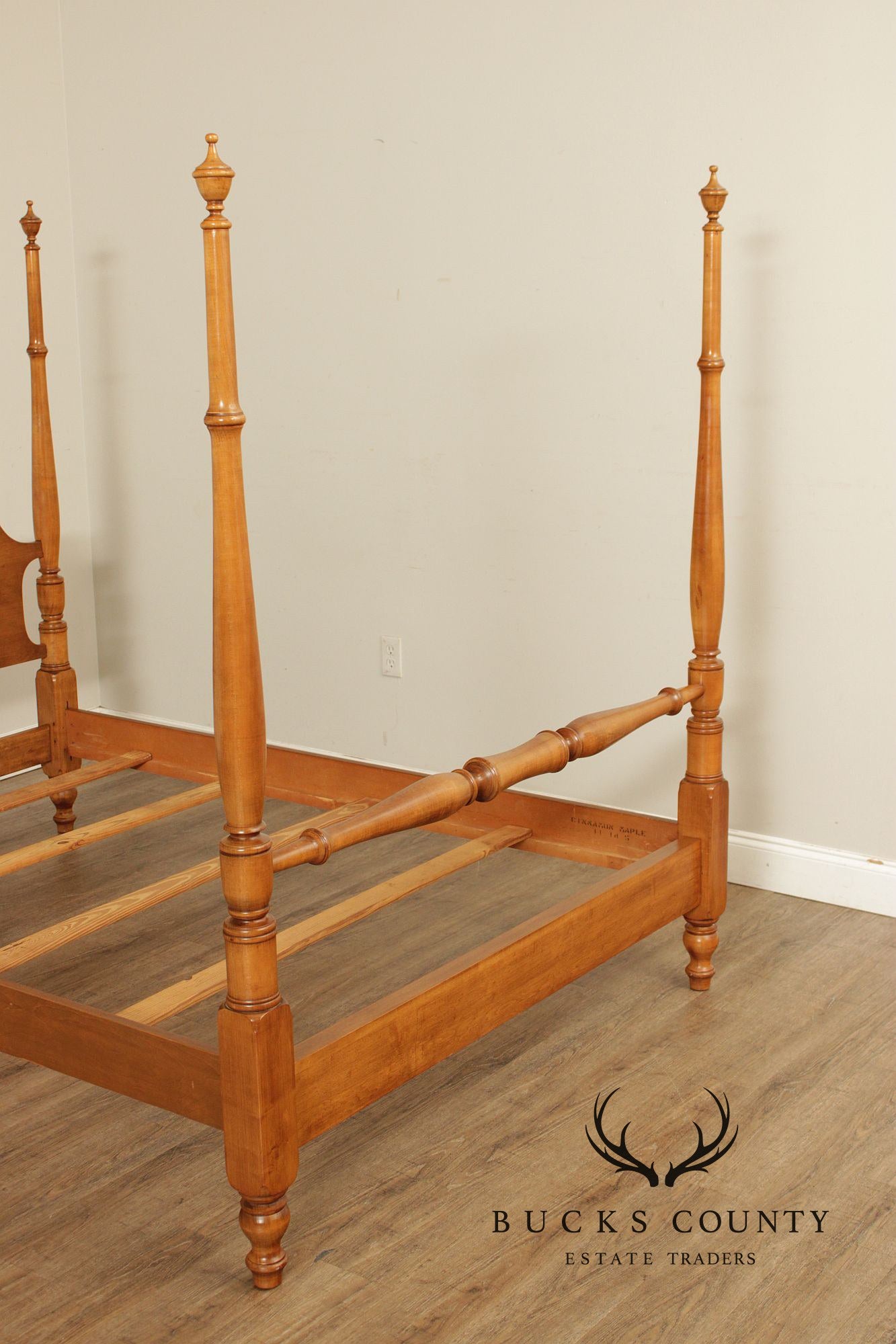 Heywood Wakefield Maple Full Size Poster Bed