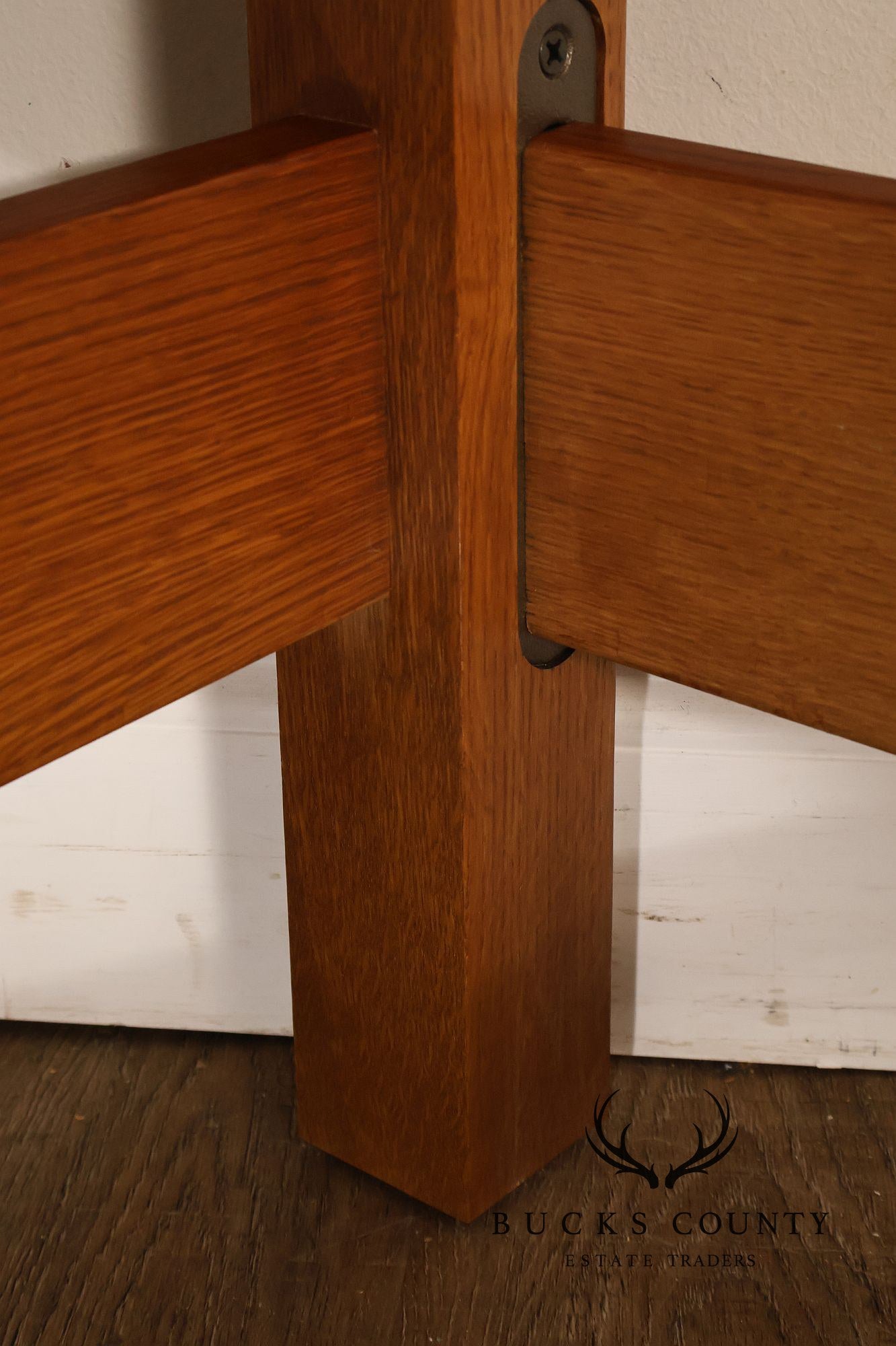 Stickley Mission Collection Harvey Ellis Inlaid Oak Queen Bed